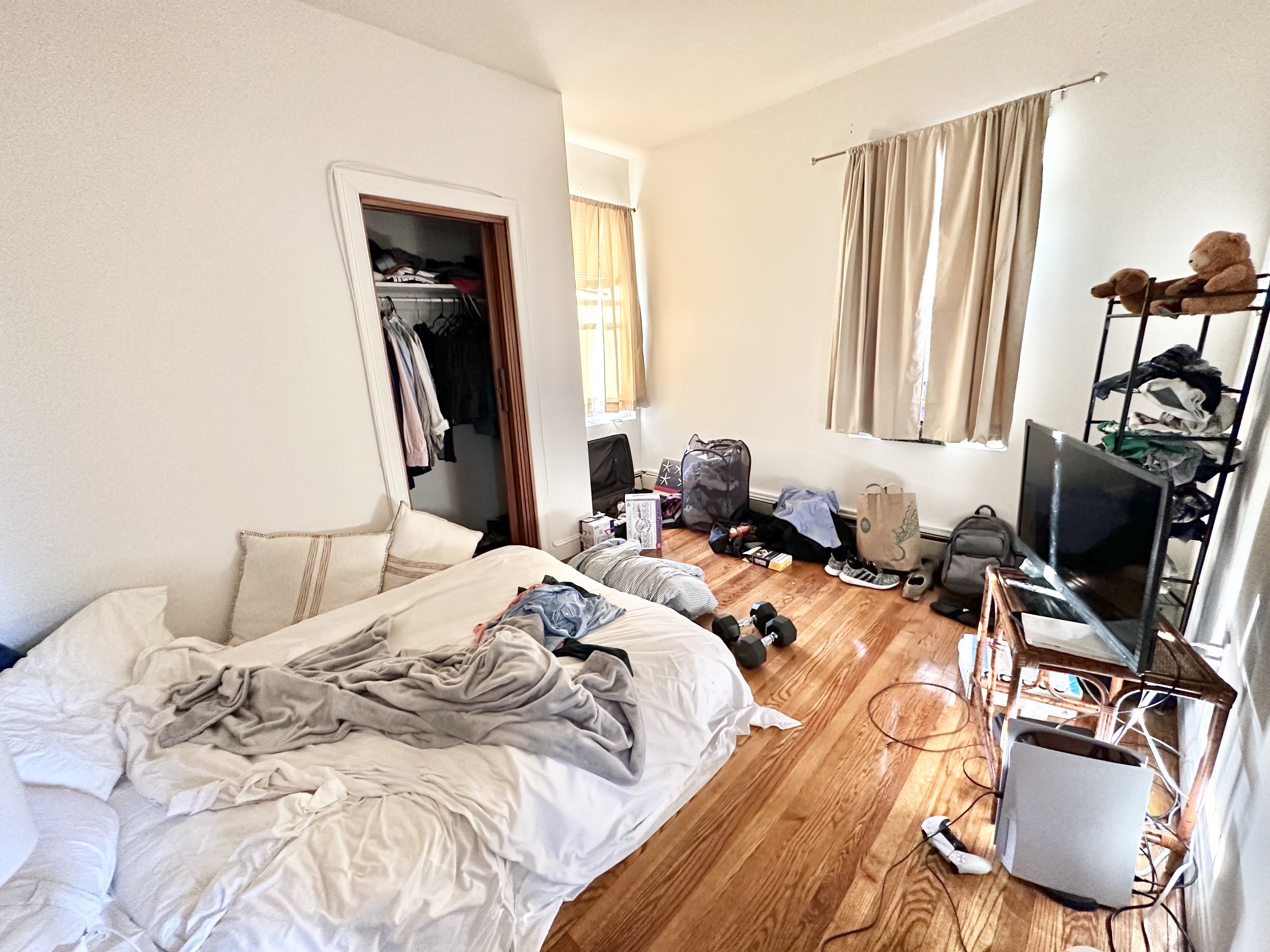 2 bed, 1 bath apartment for rent at 16 Webster Ave Unit 2, East Somerville — photo 5 of 9