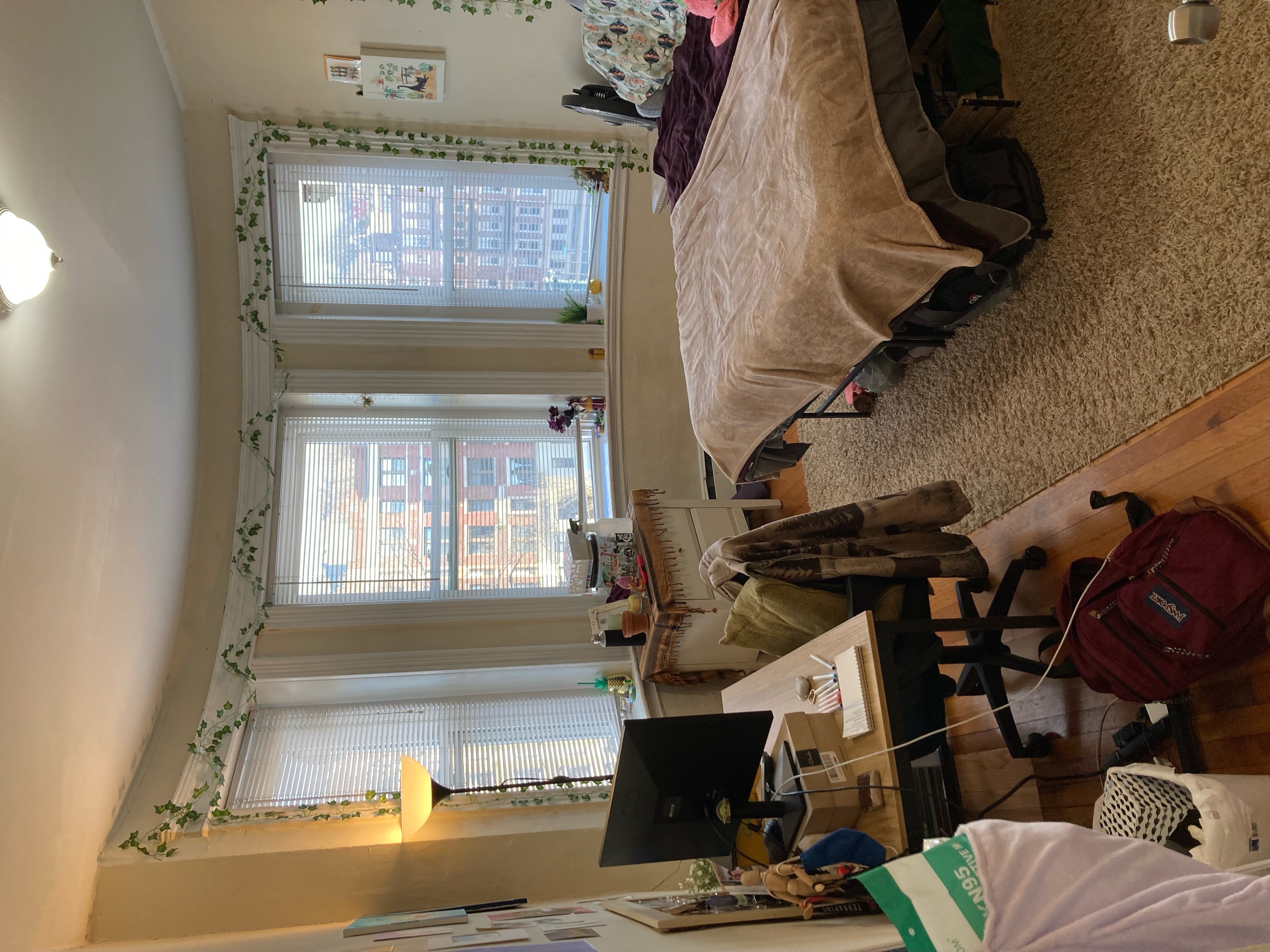 3 bed, 1 bath apartment for rent at 1325 Commonwealth Ave Unit 42, Allston