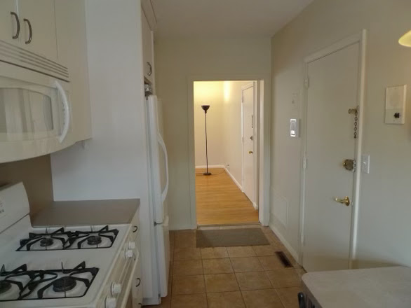 2 bed, 1 bath apartment for rent at 22 Lake Unit 2, Brighton — photo 6 of 8