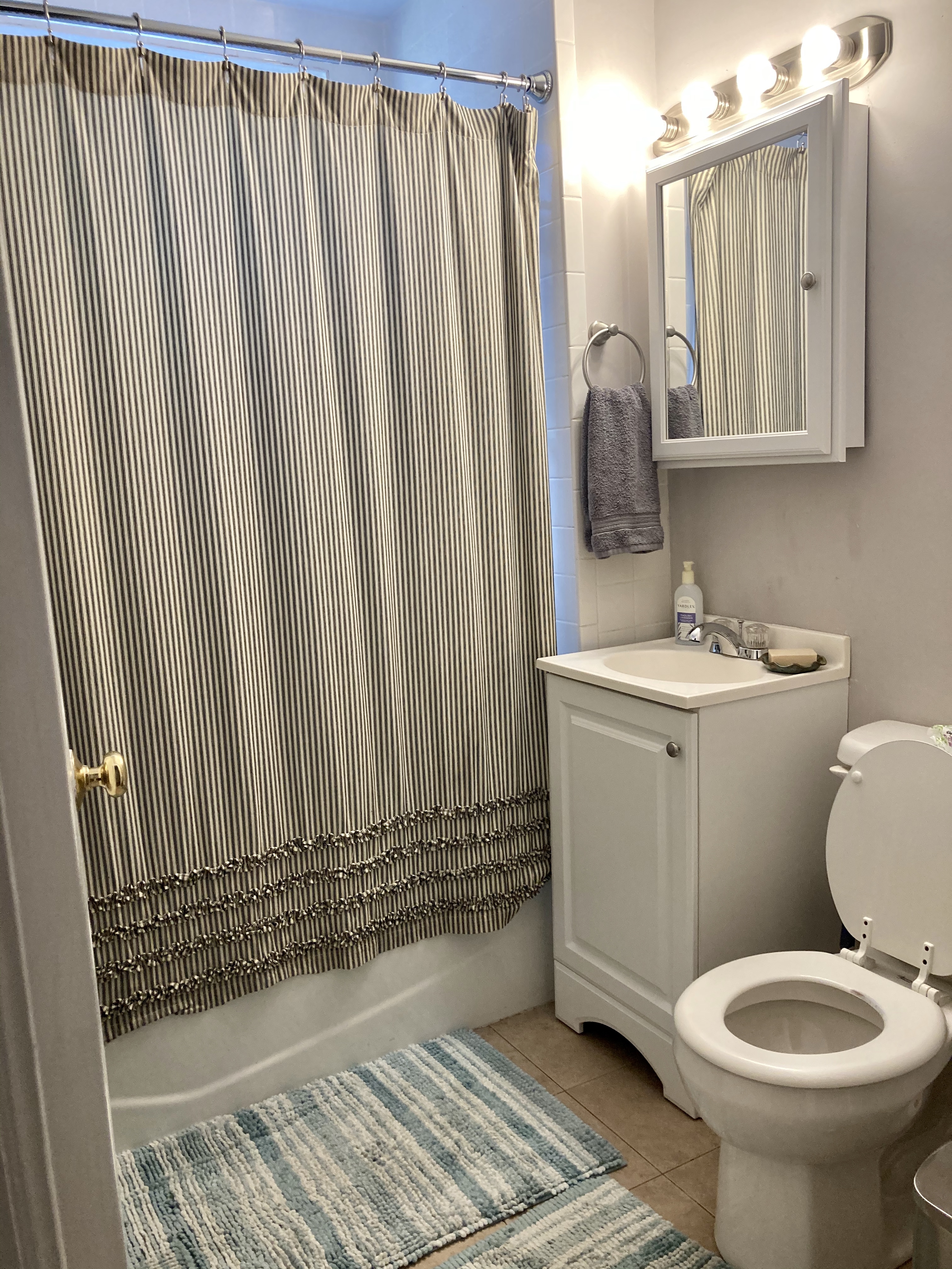 2 bed, 1 bath apartment for rent at 2 Melbourne St Unit 1, Dorchester — photo 11 of 16