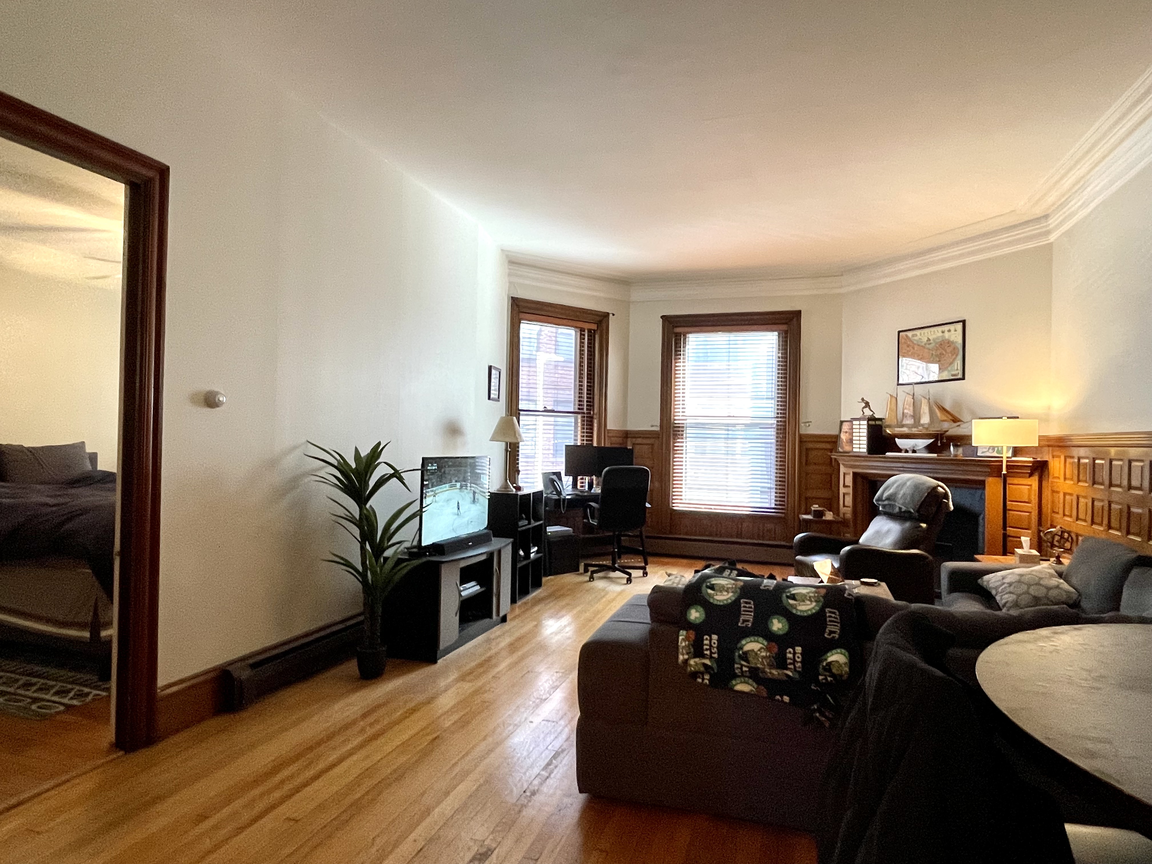 1 bed, 1 bath apartment for rent at 258 Marlborough St Unit 1B, Back Bay — photo 2 of 8