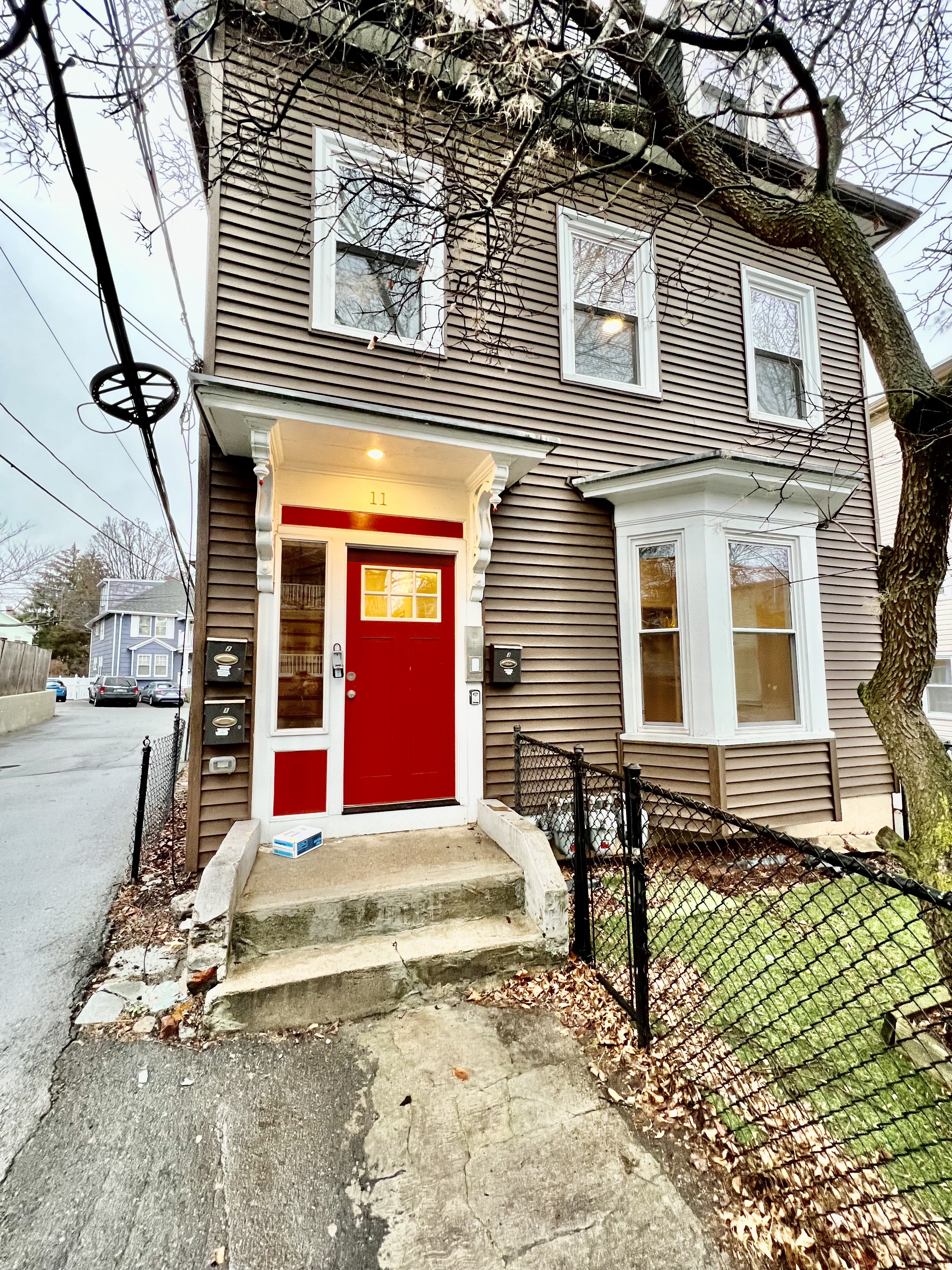 3 bed, 2 bath apartment for rent at 9 Greenville St Unit 1, Prospect Hill — photo 16 of 19
