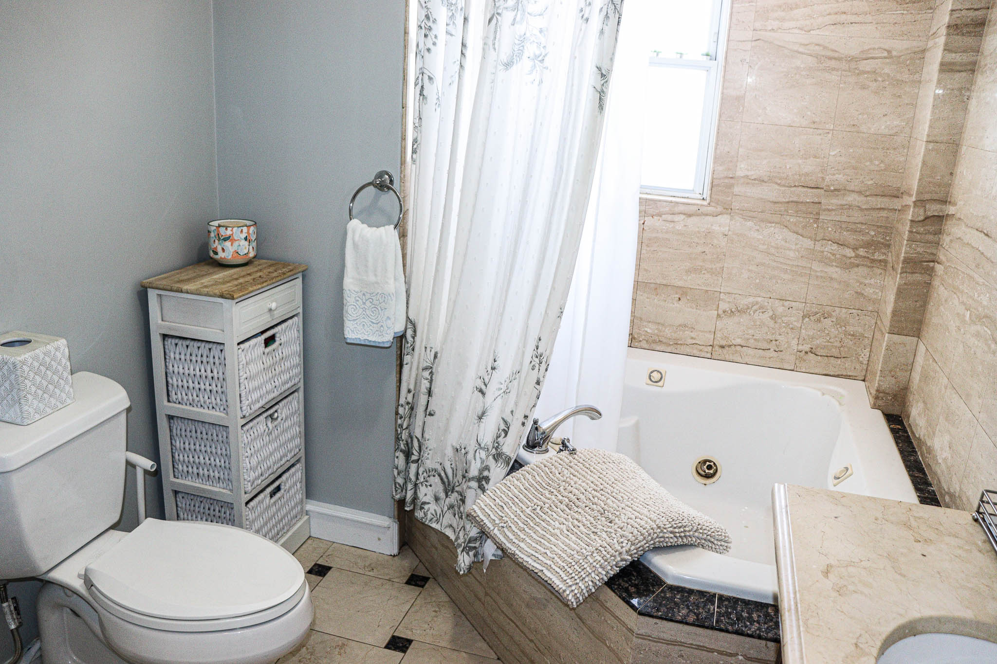 2 bed, 2 bath apartment for rent at 36 Lancaster St Unit 2, Quincy Center — photo 14 of 42