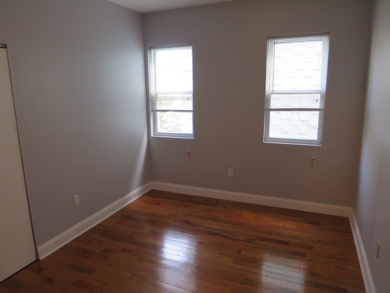 3 bed, 1 bath apartment for rent at 360 Somerville Ave Unit 1L, Union Square — photo 6 of 10