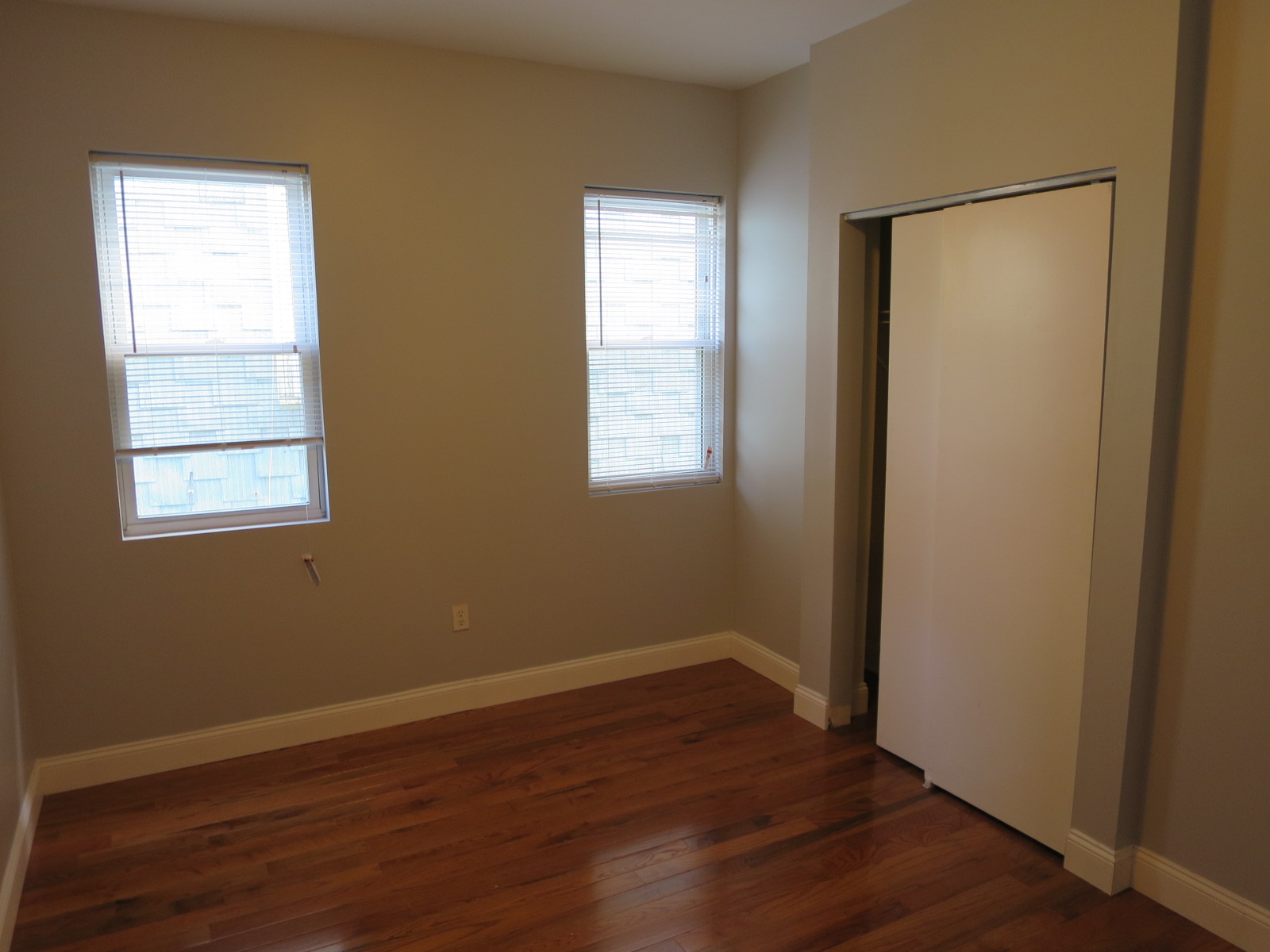 3 bed, 1 bath apartment for rent at 360 Somerville Ave Unit 1L, Union Square — photo 9 of 10