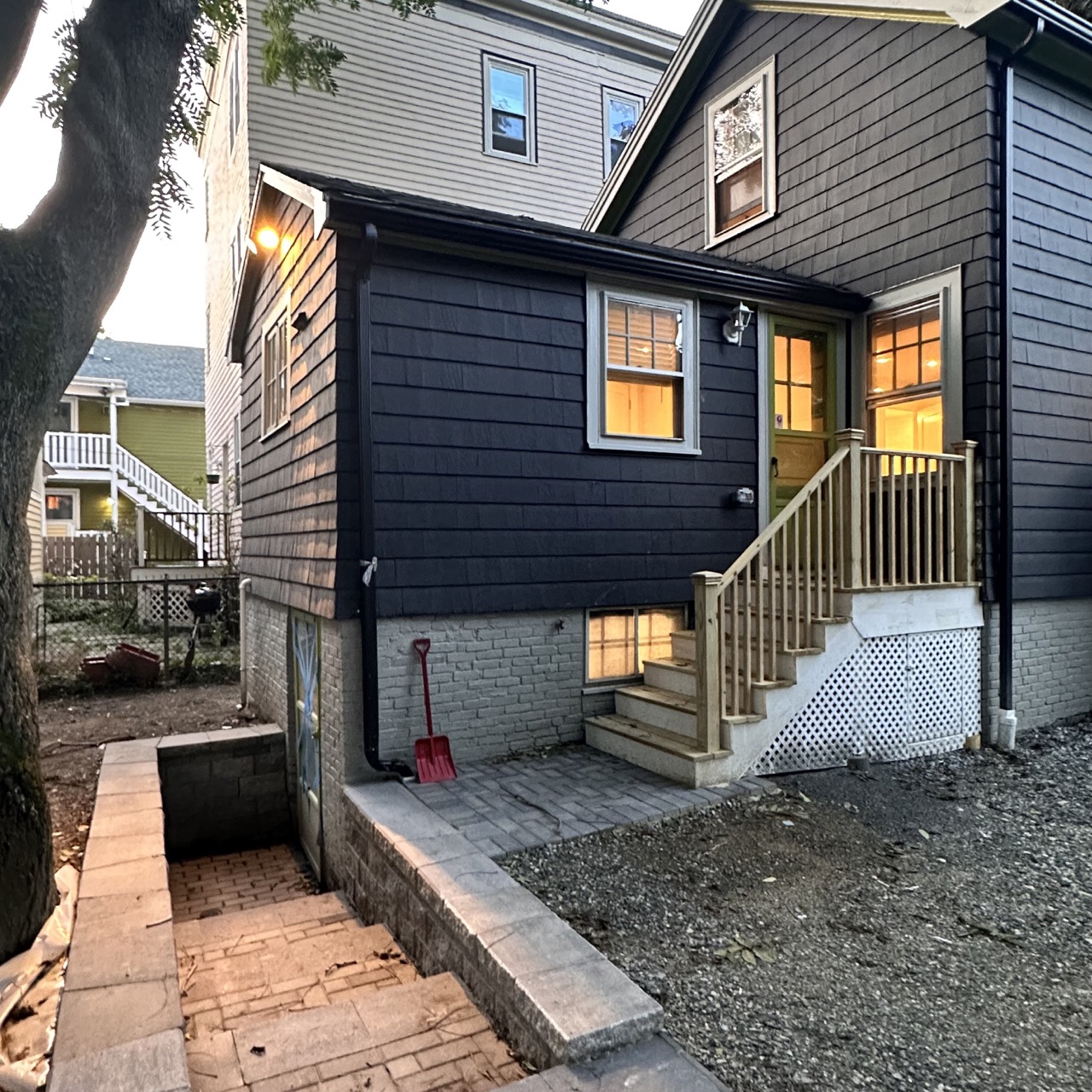 3 bed, 2 bath apartment for rent at 550 Franklin St Unit SF, Cambridgeport — photo 3 of 25