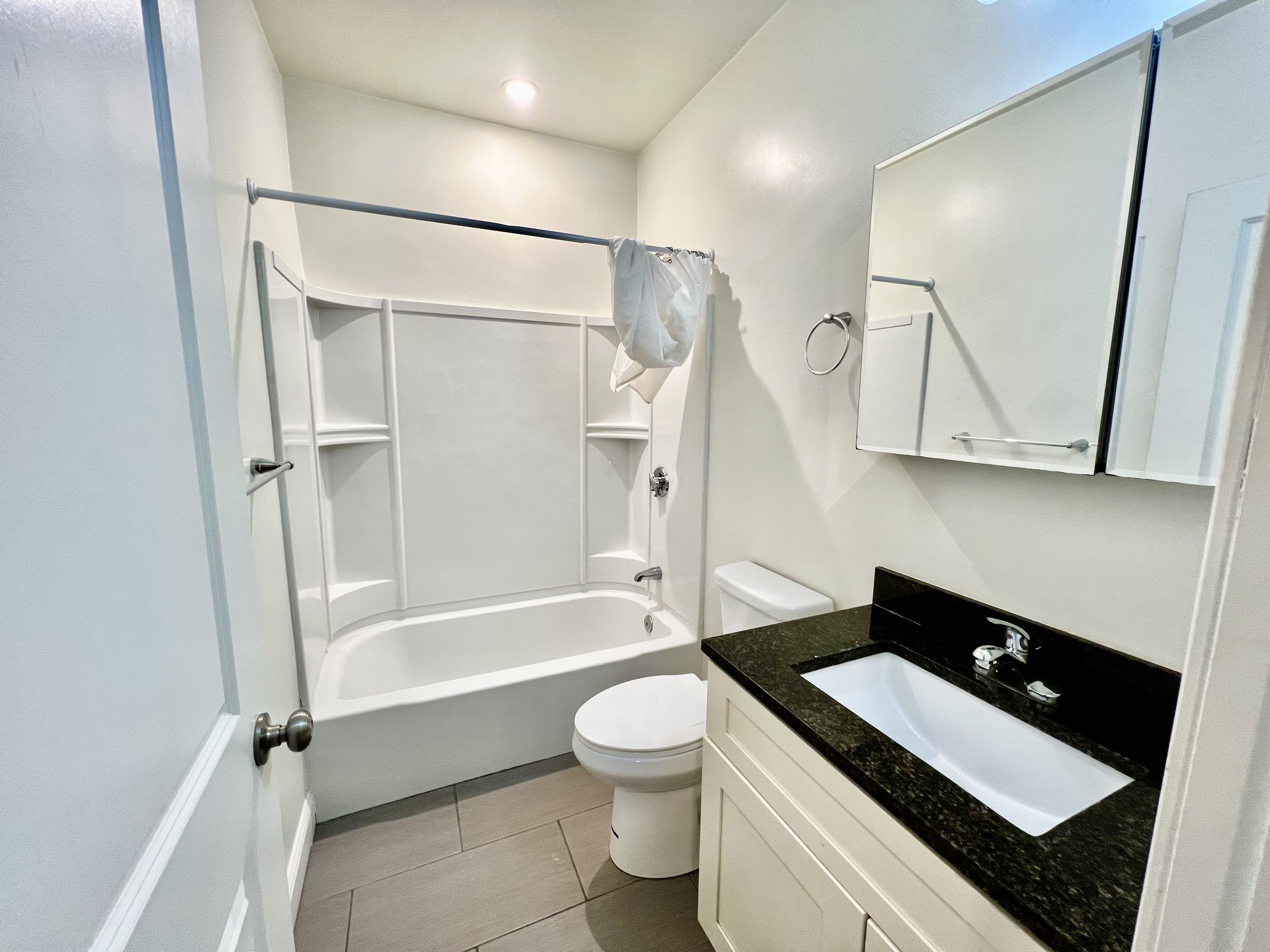 3 bed, 2 bath apartment for rent at 11 Greenville St Unit 1, Prospect Hill — photo 12 of 17