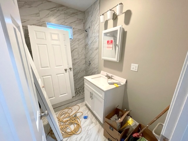 4 bed, 2 bath apartment for rent at 21 Harris Rd Unit A, Medford — photo 8 of 23