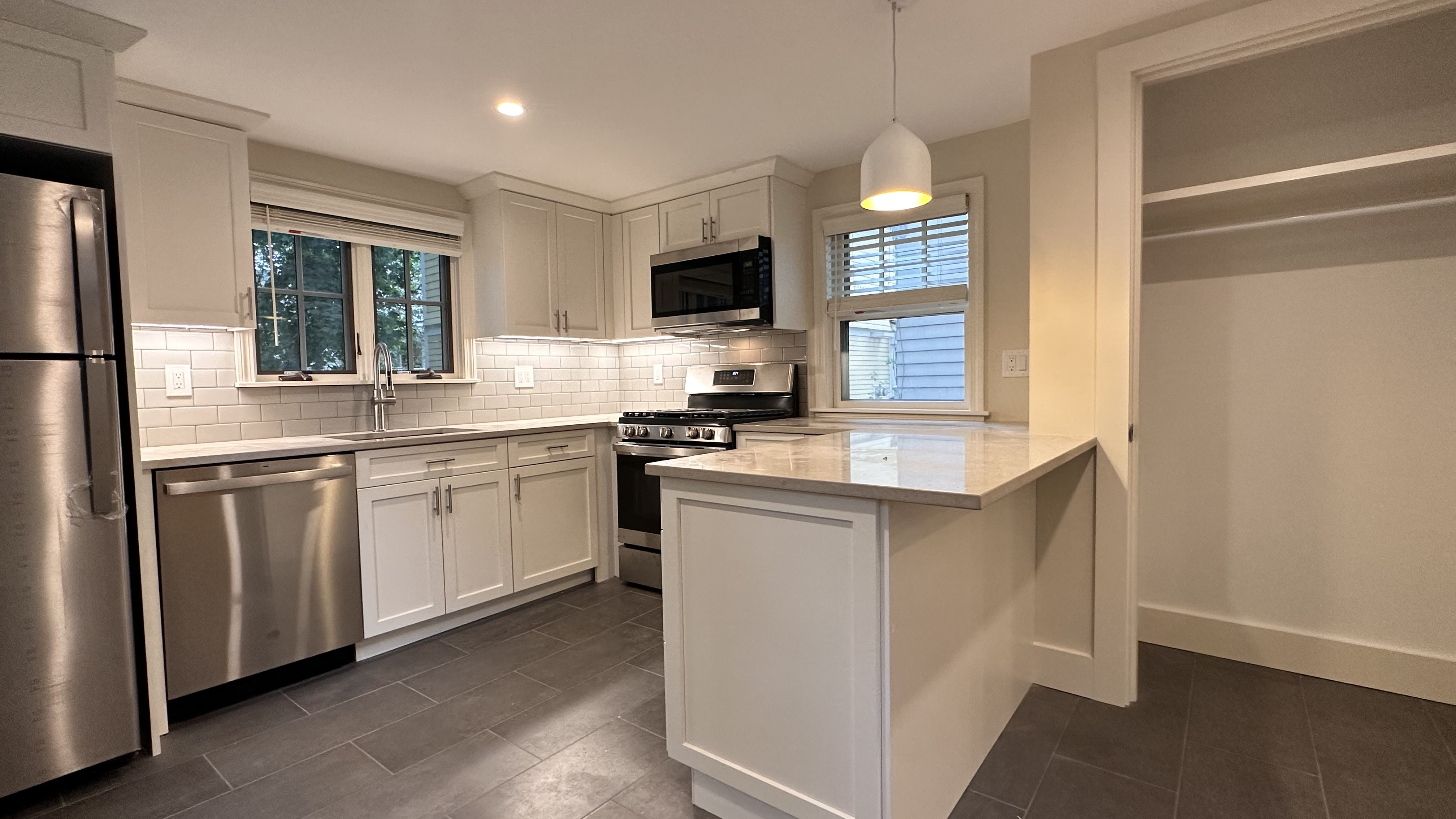 3 bed, 2 bath apartment for rent at 550 Franklin St Unit SF, Cambridgeport