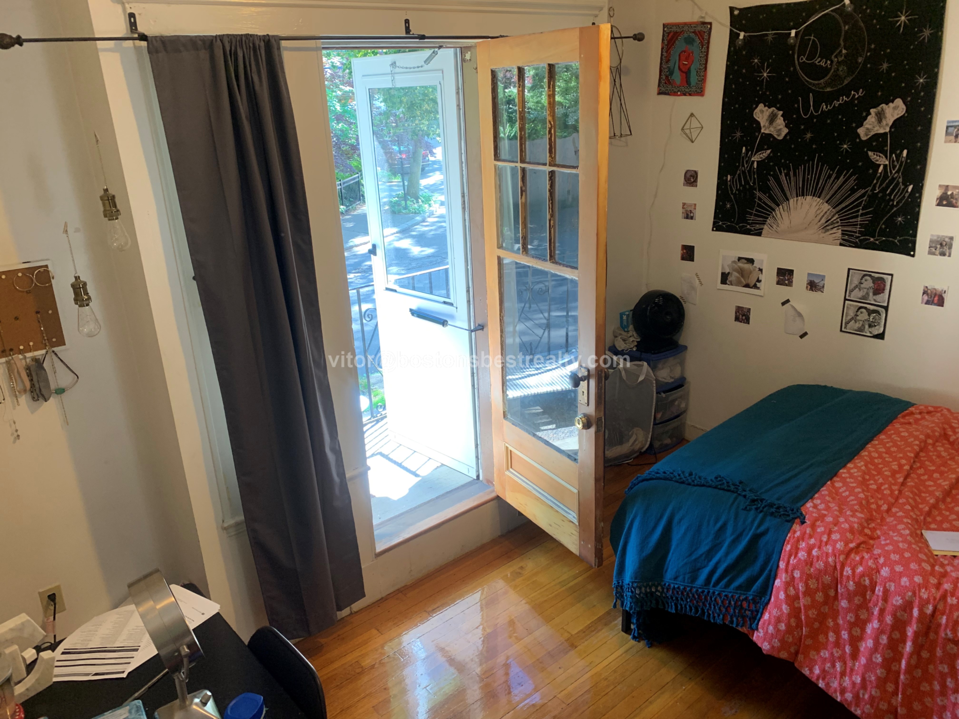 4 bed, 2 bath apartment for rent at 157 Thorndike St Unit 1, Coolidge Corner — photo 3 of 41