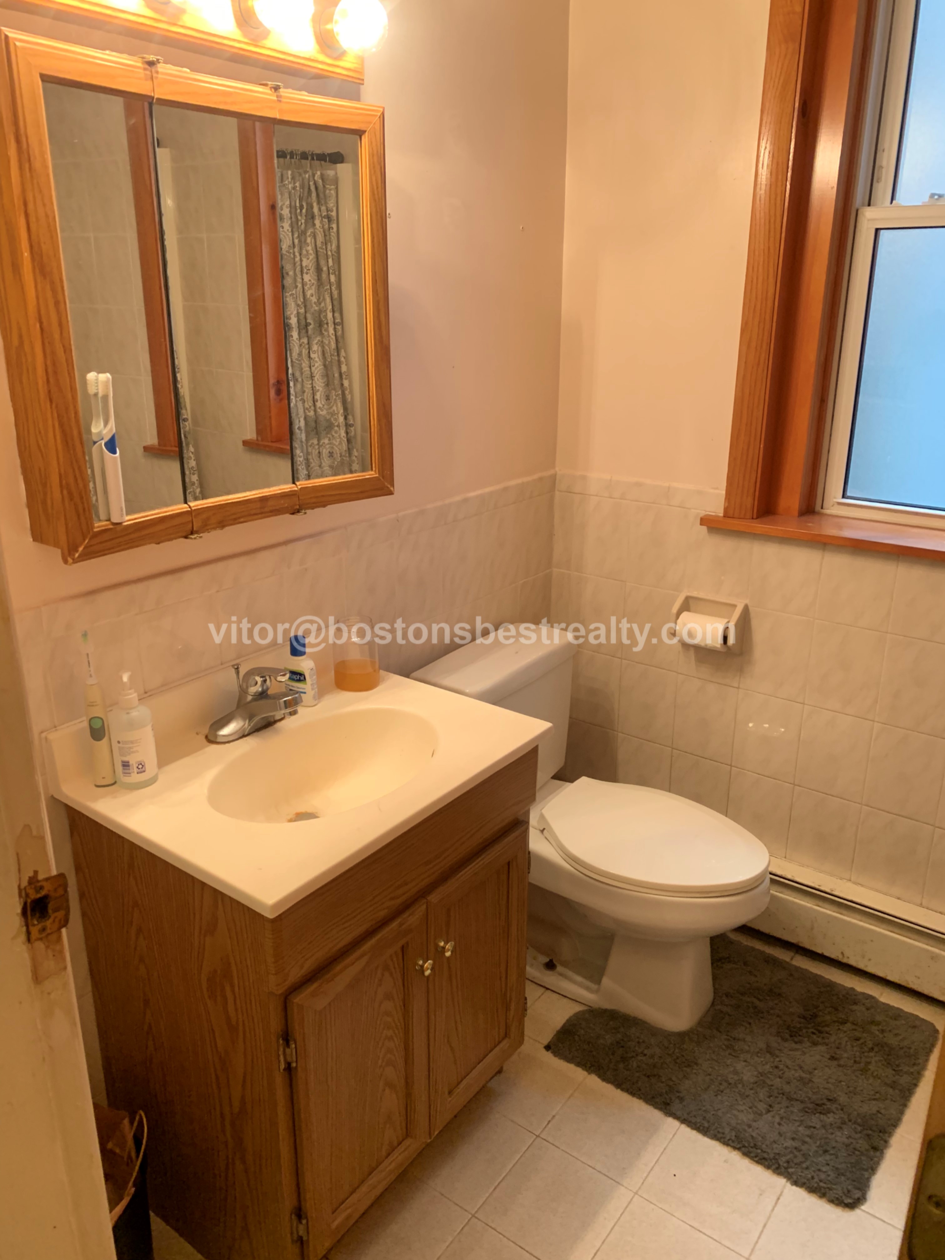 4 bed, 2 bath apartment for rent at 157 Thorndike St Unit 1, Coolidge Corner — photo 13 of 41