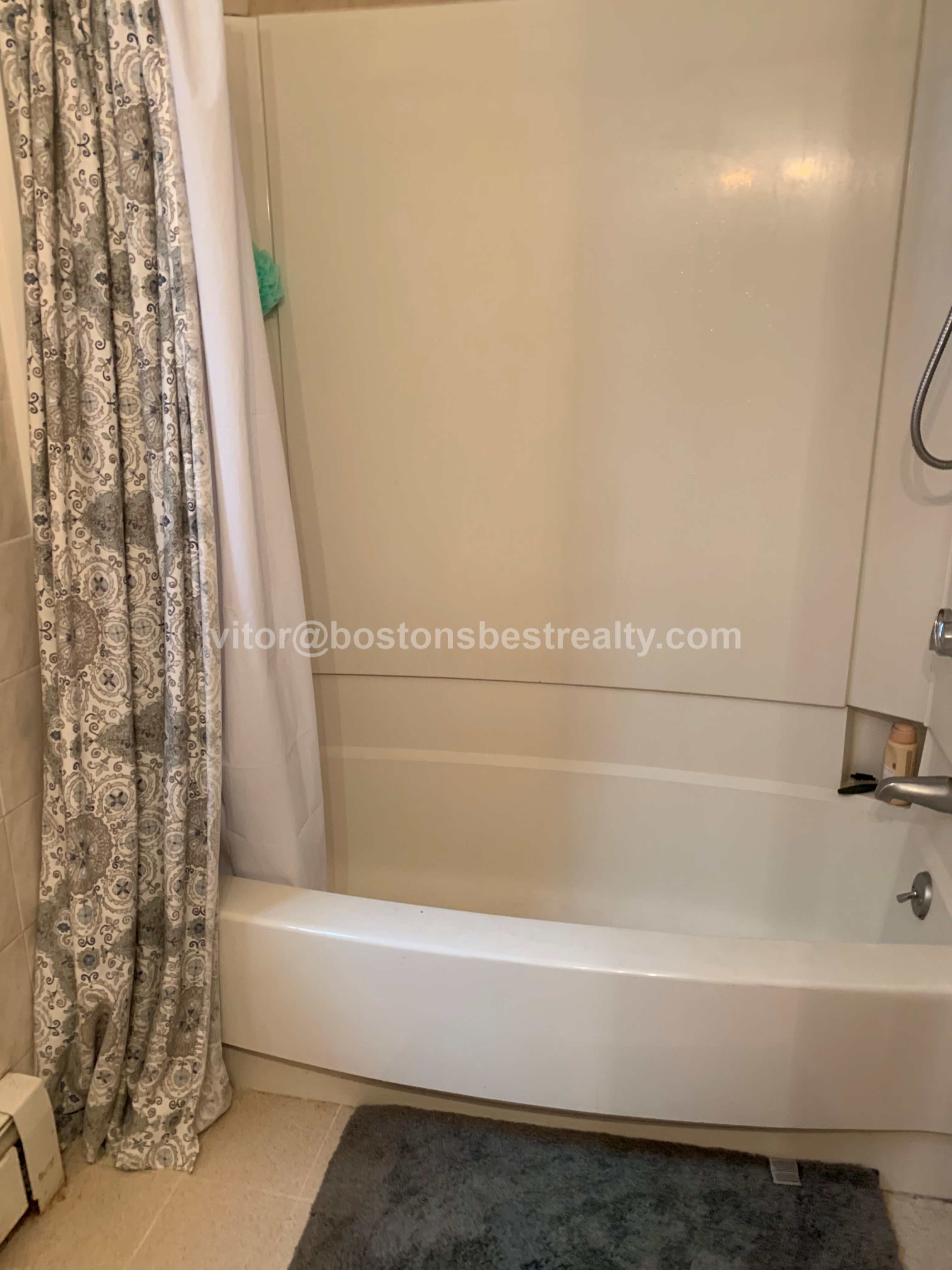 4 bed, 2 bath apartment for rent at 157 Thorndike St Unit 1, Coolidge Corner — photo 14 of 41
