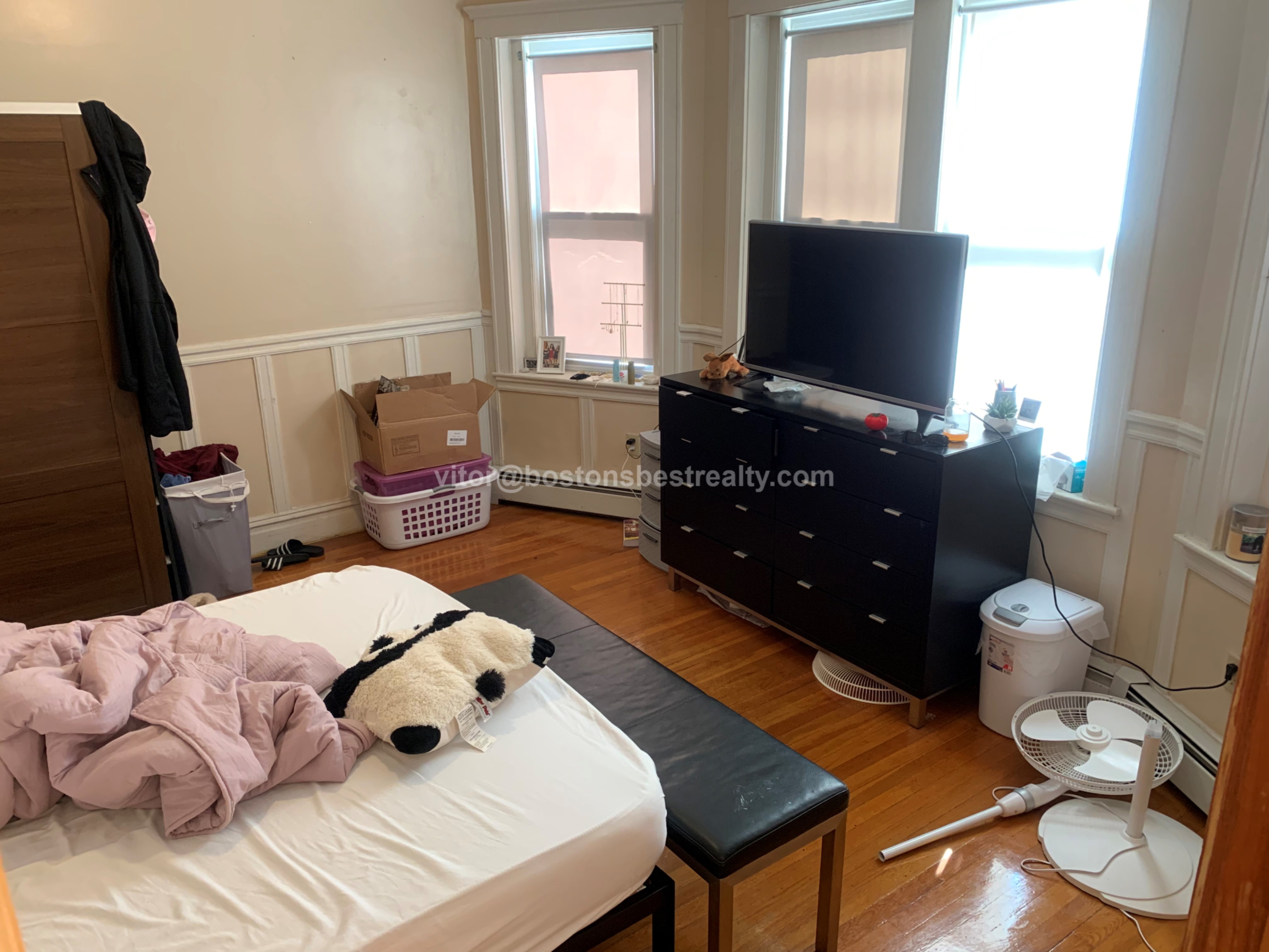 4 bed, 2 bath apartment for rent at 157 Thorndike St Unit 1, Coolidge Corner — photo 22 of 41