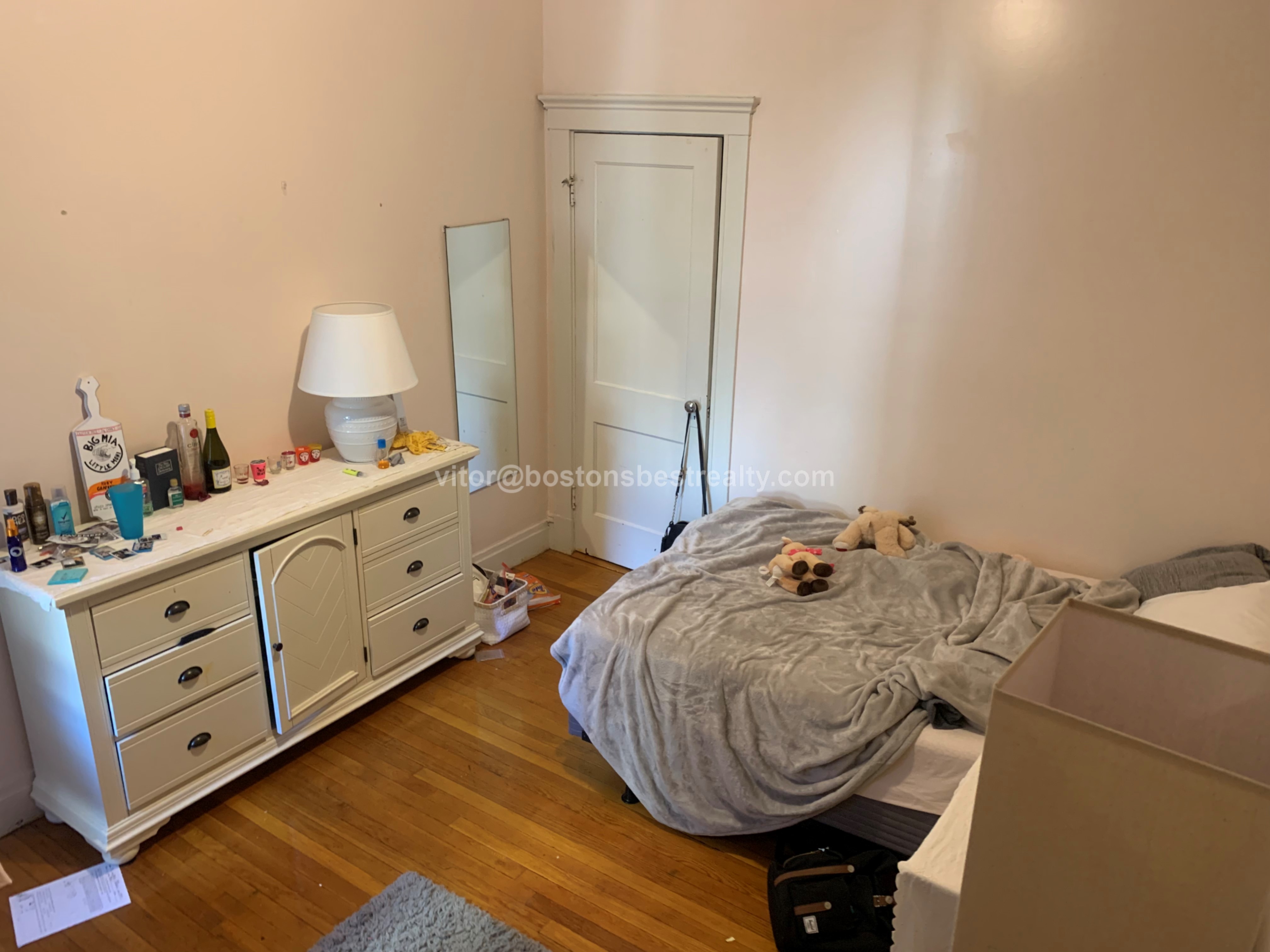 4 bed, 2 bath apartment for rent at 157 Thorndike St Unit 1, Coolidge Corner — photo 29 of 41
