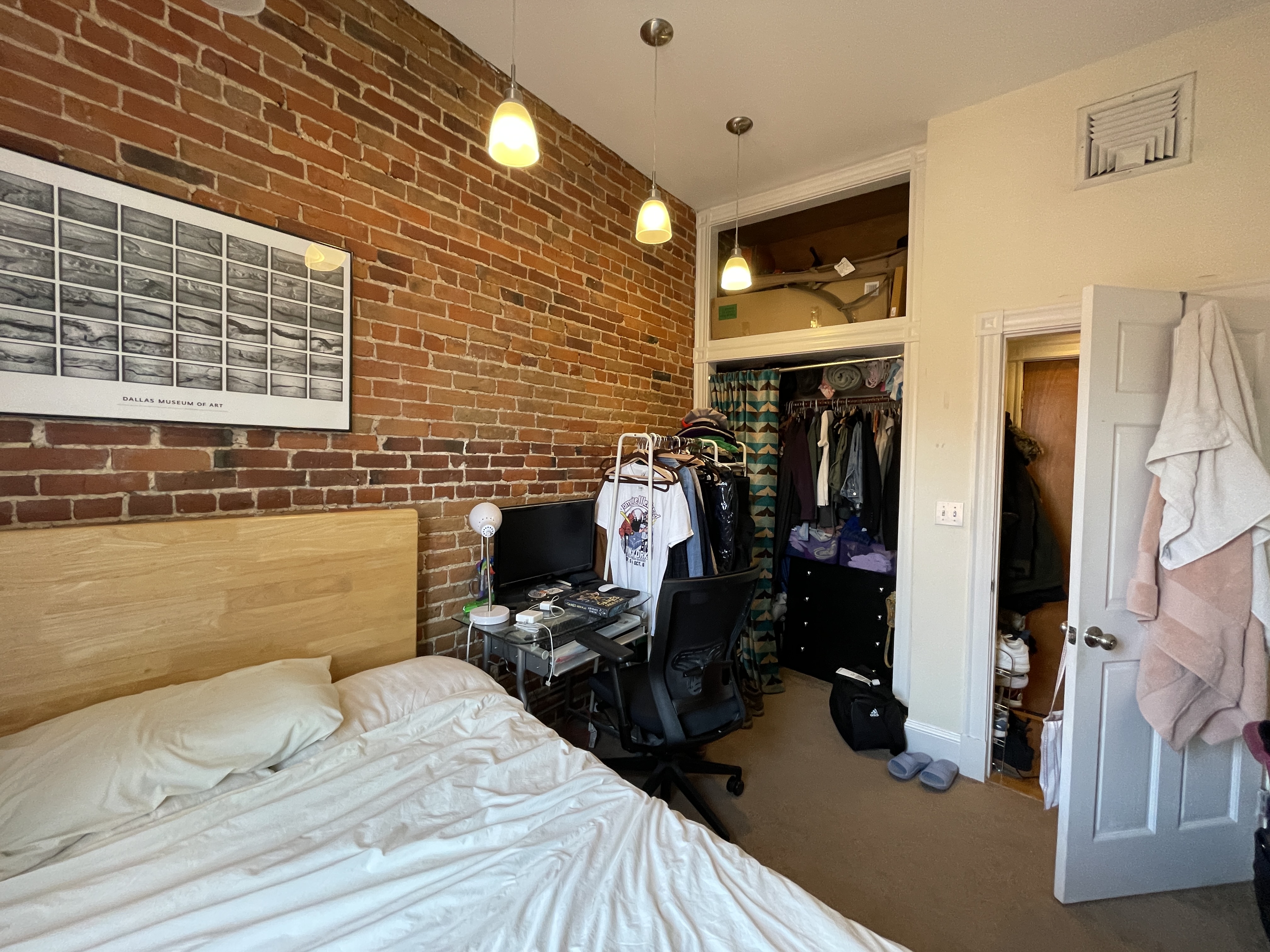 28 Symphony Rd, Fenway