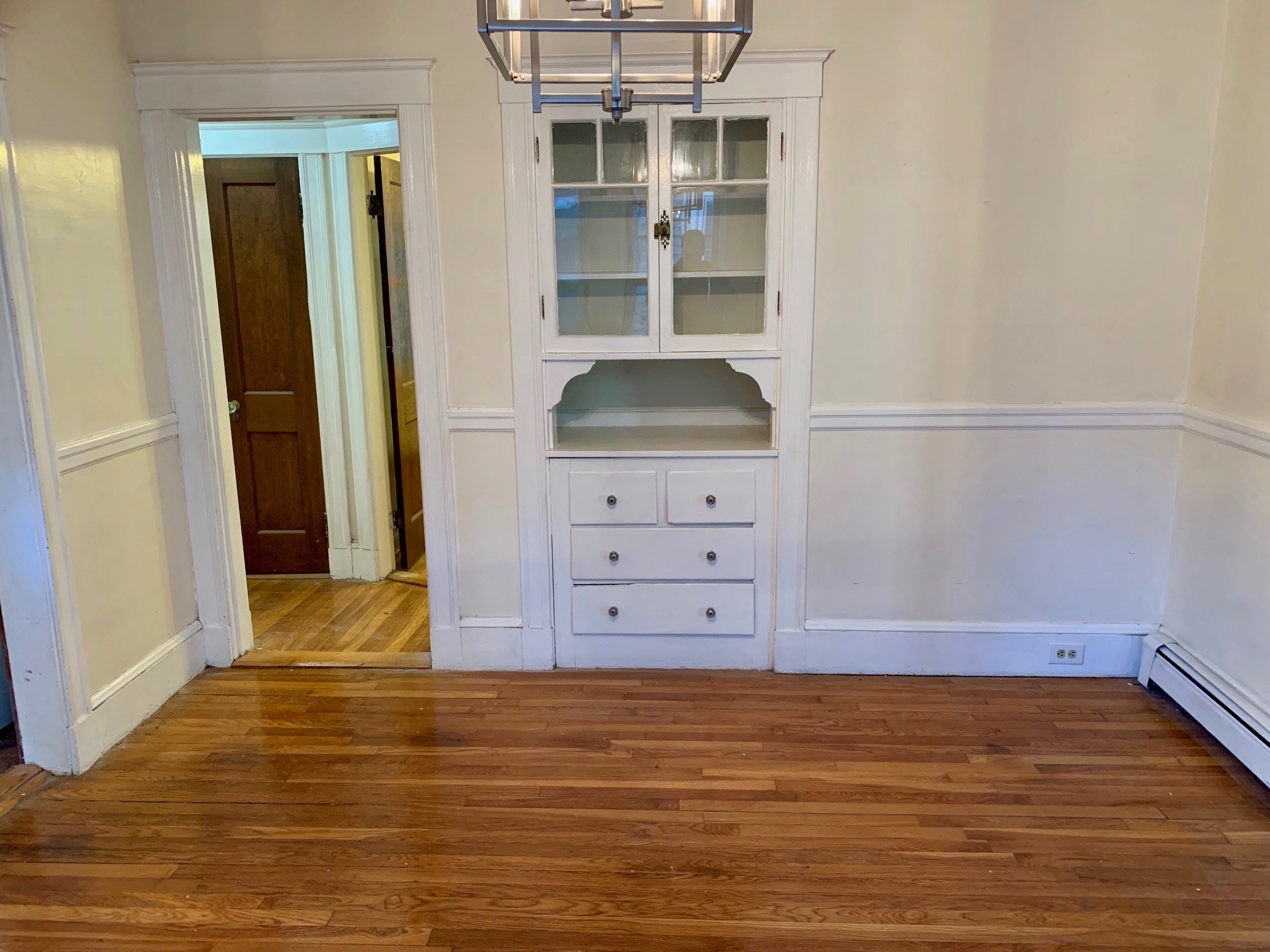 2 bed, 1 bath apartment for rent at 87 Kenwood St Unit 1, Dorchester — photo 3 of 20
