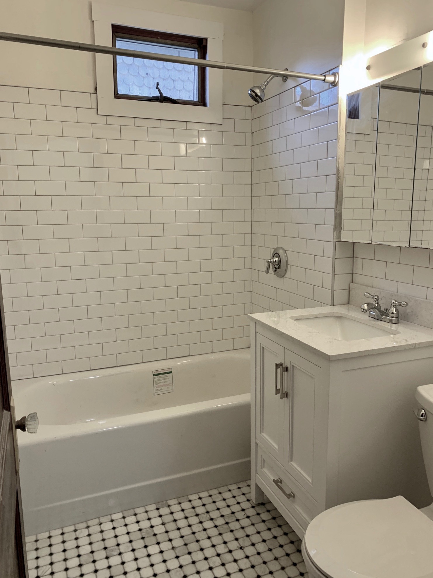 2 bed, 1 bath apartment for rent at 87 Kenwood St Unit 1, Dorchester — photo 9 of 20