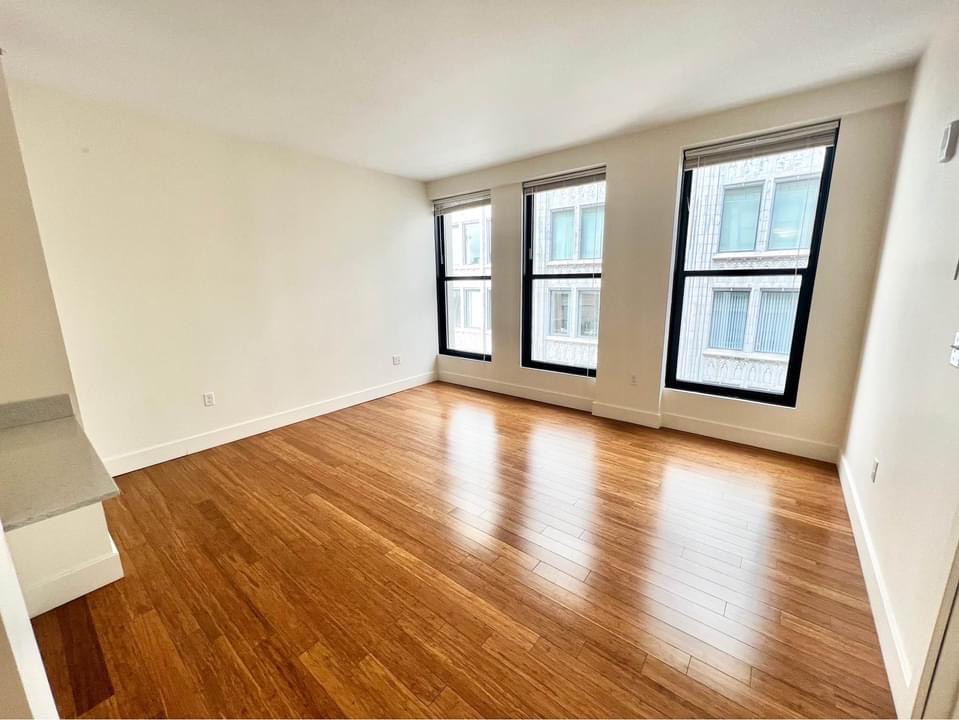 1 bed, 1 bath apartment for rent at 10 Winter Pl Unit 1102, Midtown — photo 6 of 10