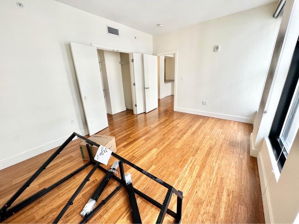 1 bed, 1 bath apartment for rent at 10 Winter Pl Unit 1102, Midtown — photo 8 of 10