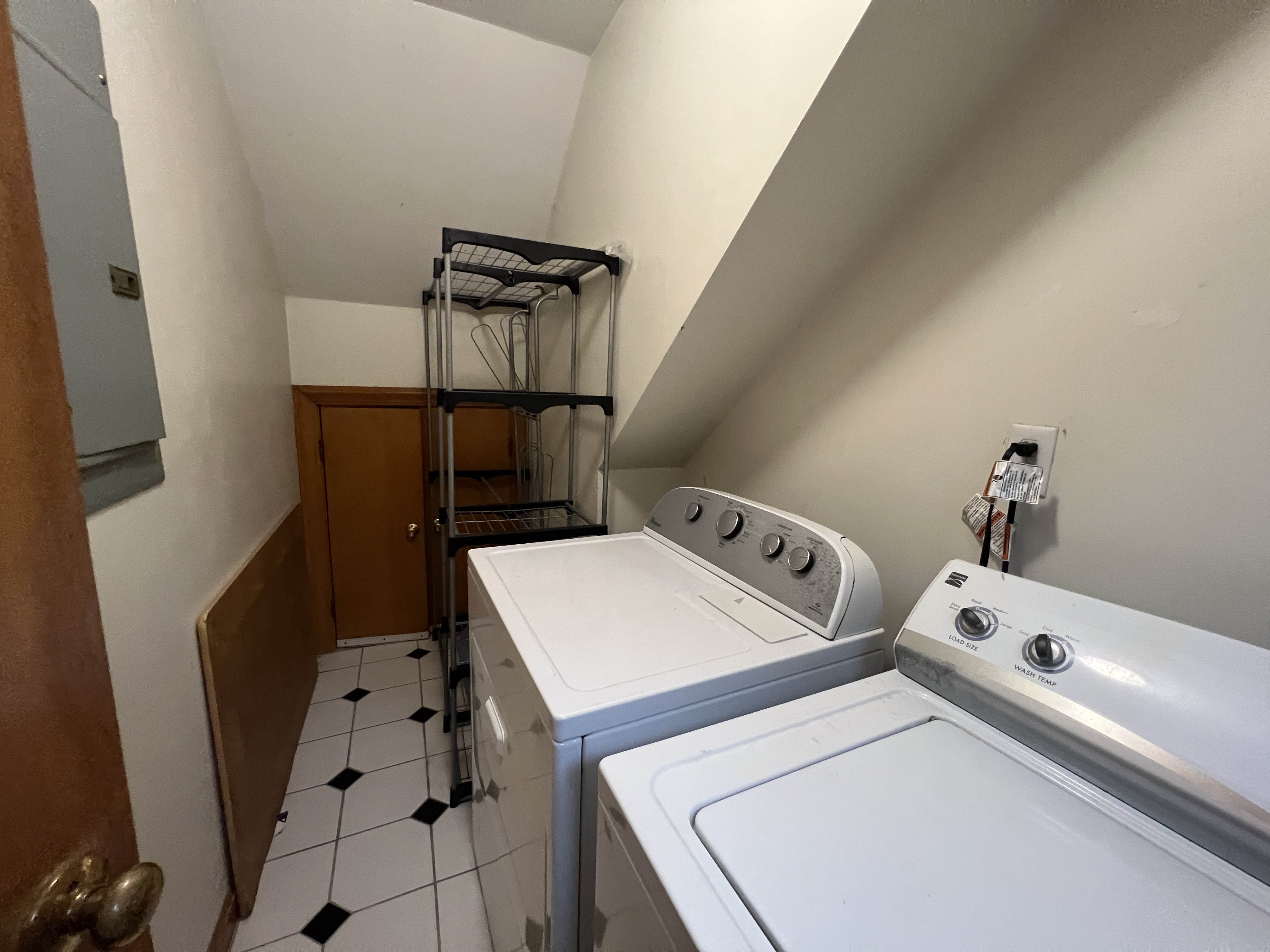 2 bed, 1.5 bath apartment for rent at 89 Nottinghill Rd Unit 1, Brighton — photo 24 of 24