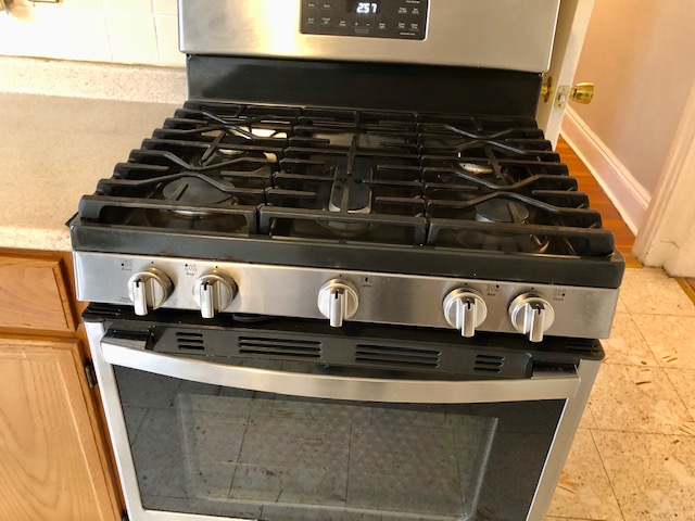 1 bed, 1 bath apartment for rent at 276 Belgrade Ave Unit 1, Roslindale — photo 3 of 5