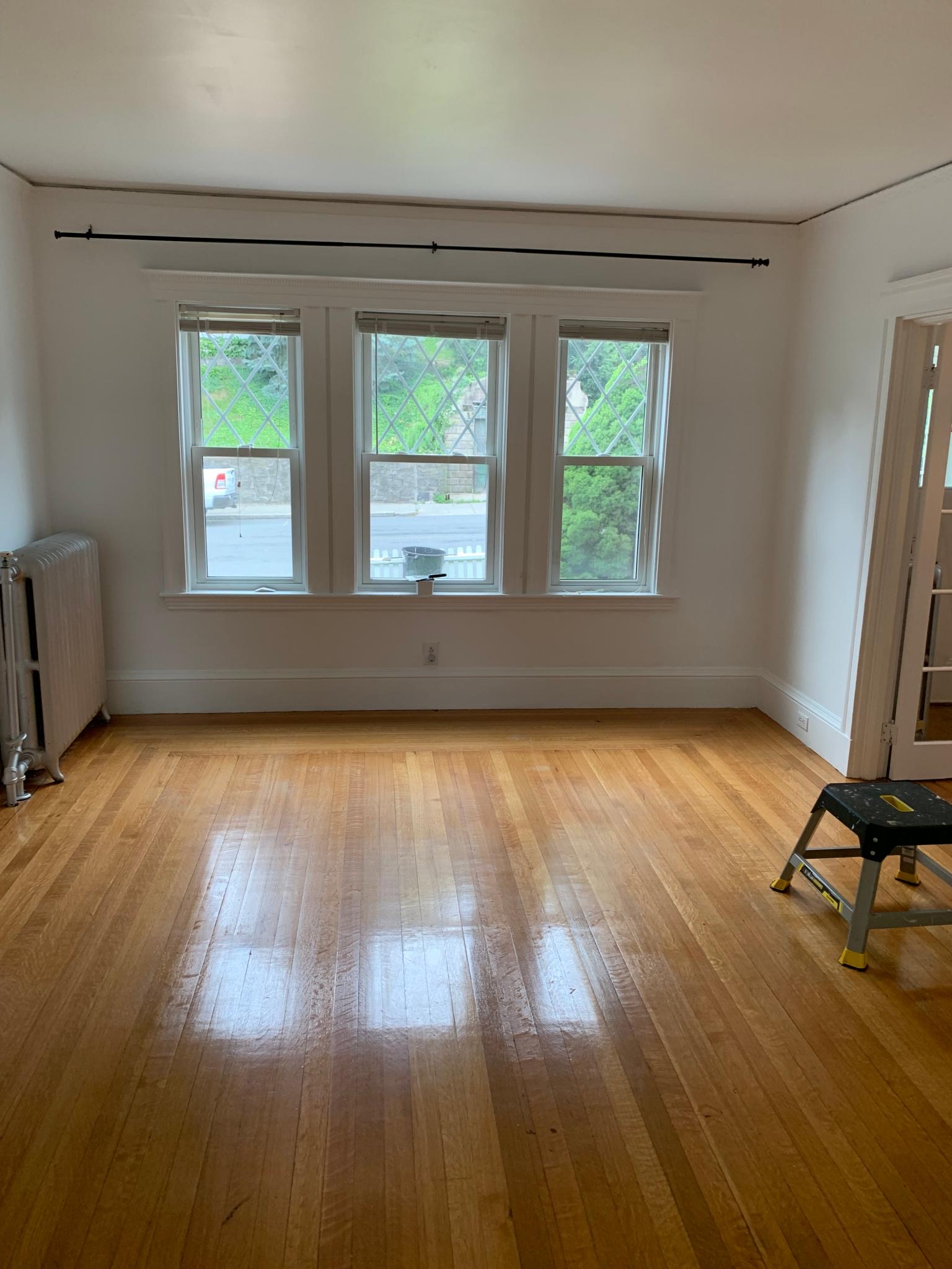 4 bed, 3 bath apartment for rent at 108 Brooks St Unit 1, Brighton — photo 3 of 17