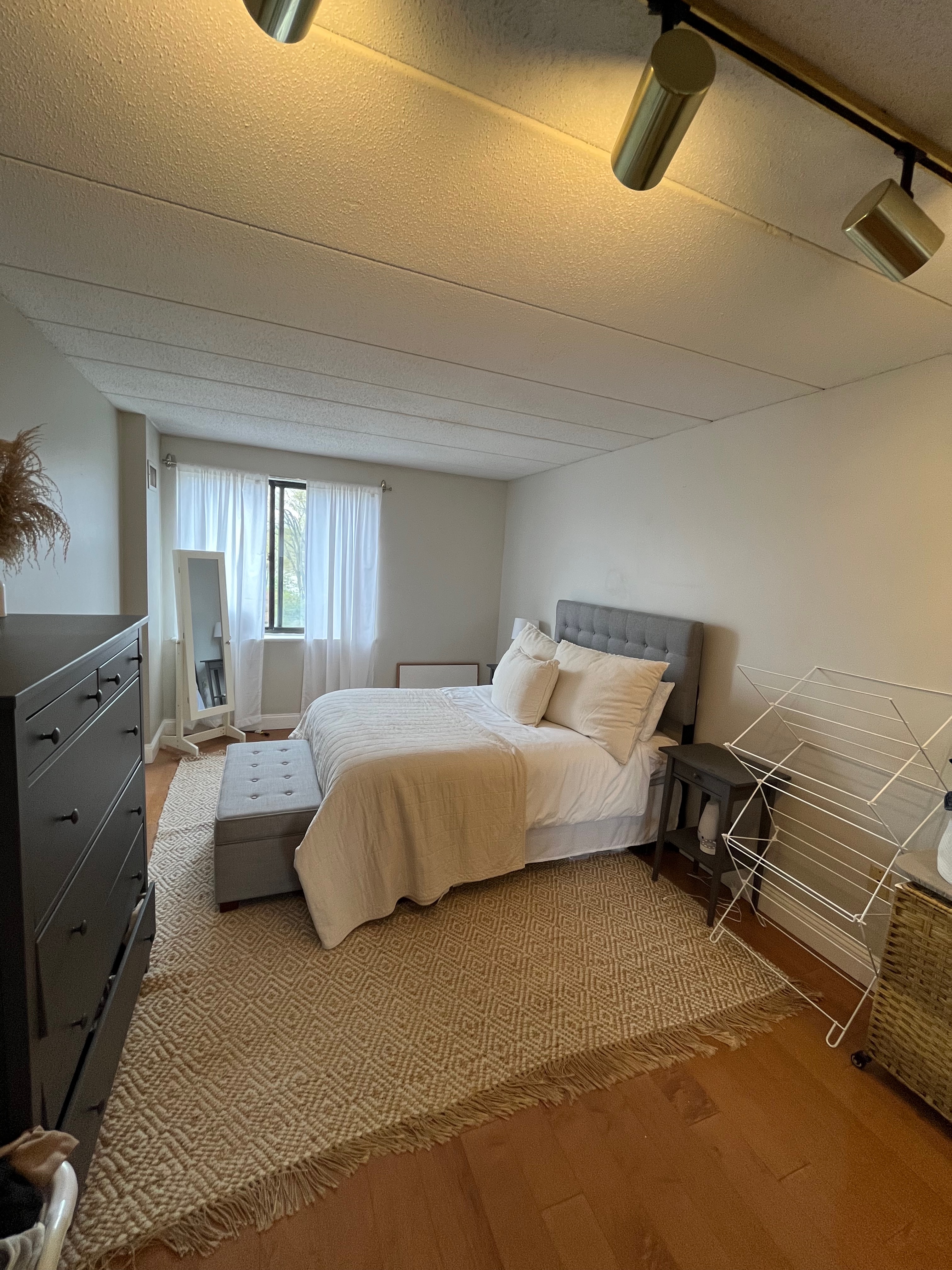 1 bed, 1 bath apartment for rent at 1933 Commonwealth Ave Unit 506, Brighton — photo 23 of 24