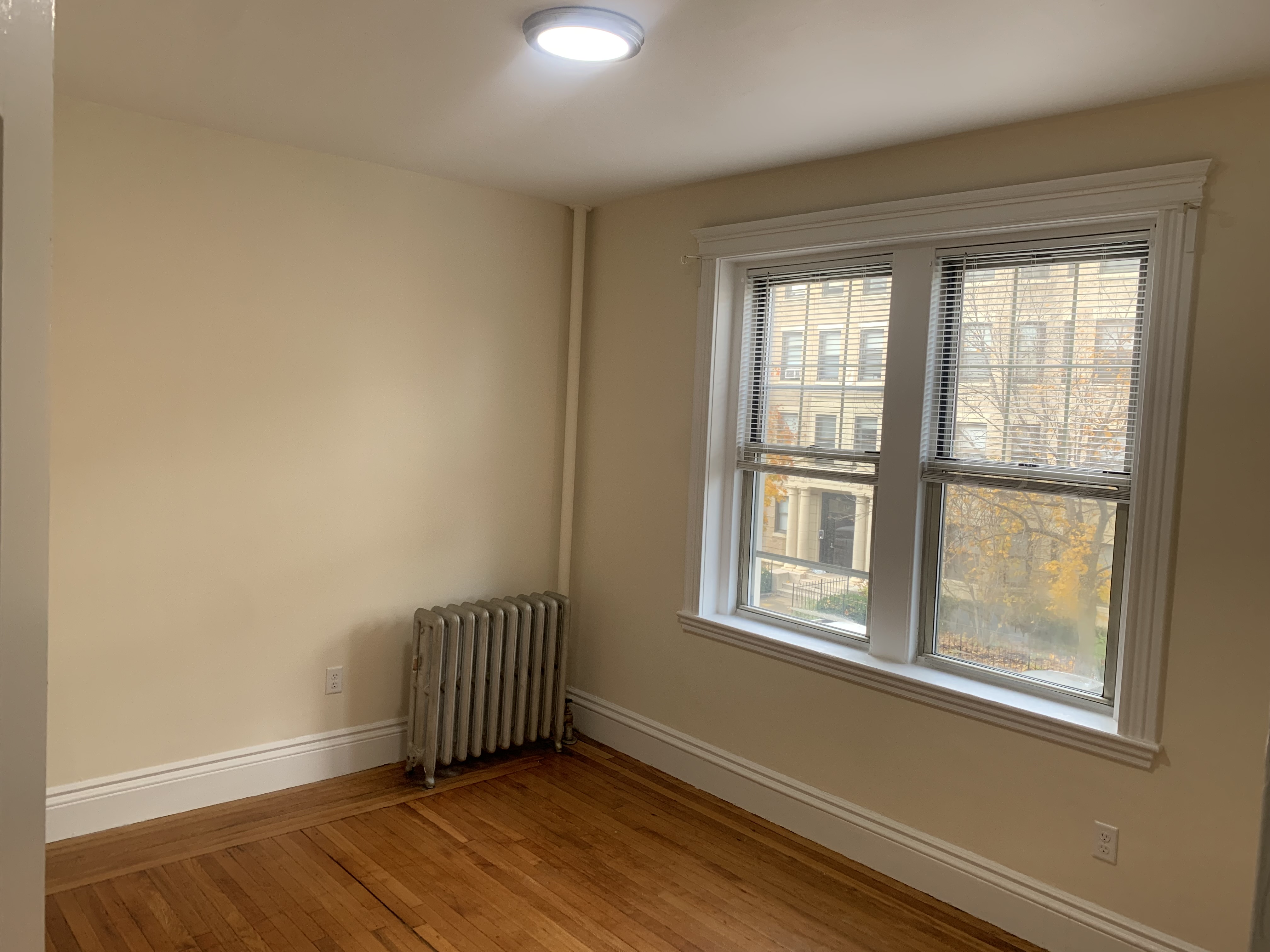 1 bed, 1 bath apartment for rent at 29 Park Dr Unit 8, Fenway — photo 2 of 14