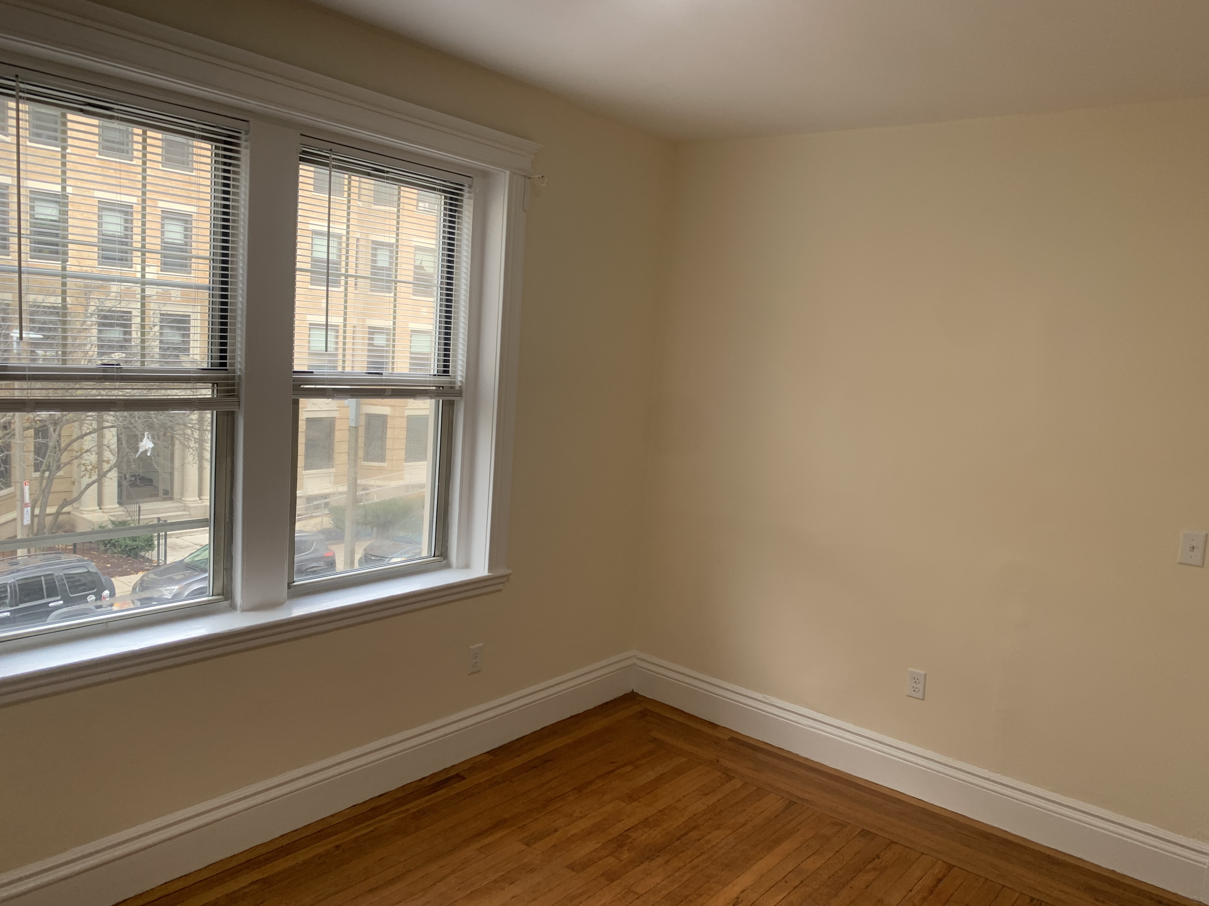 1 bed, 1 bath apartment for rent at 29 Park Dr Unit 8, Fenway — photo 3 of 14