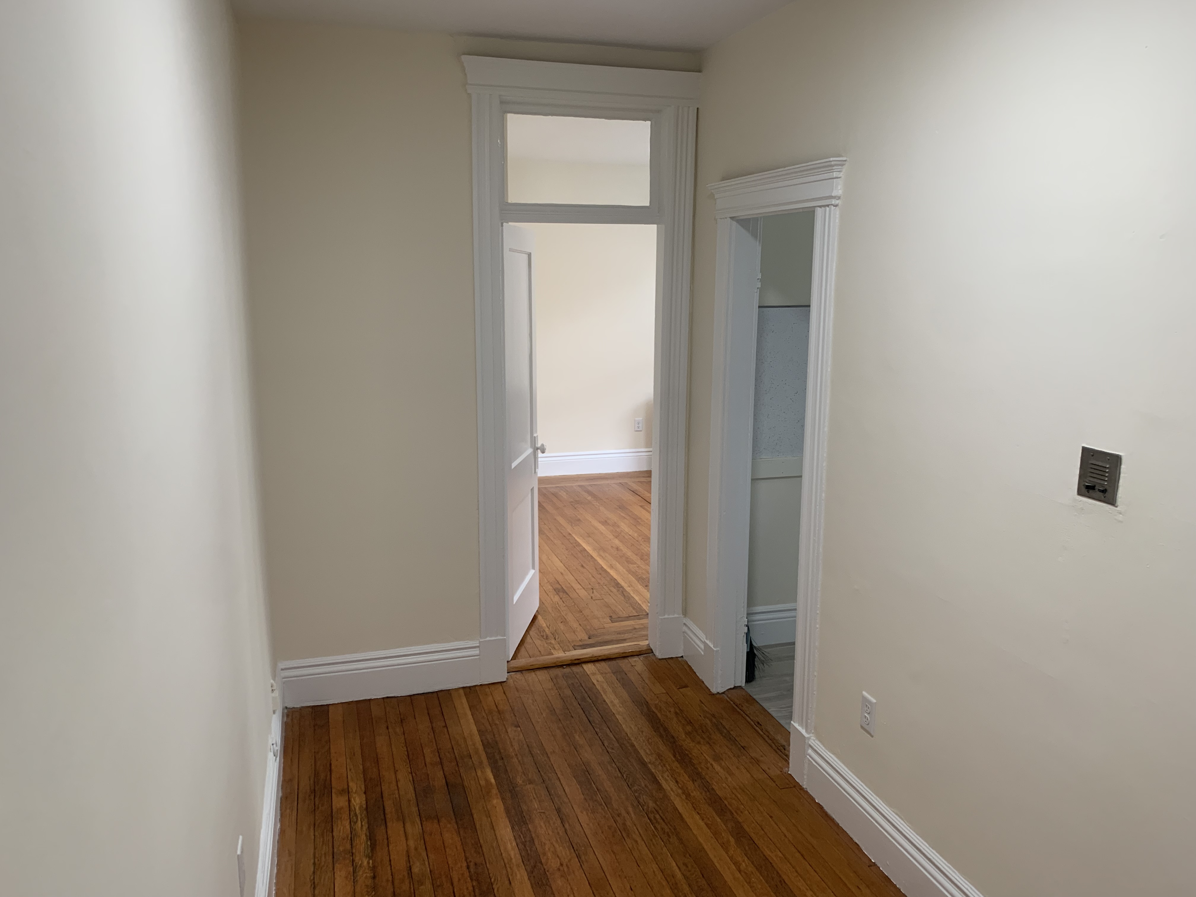 1 bed, 1 bath apartment for rent at 29 Park Dr Unit 8, Fenway — photo 5 of 14
