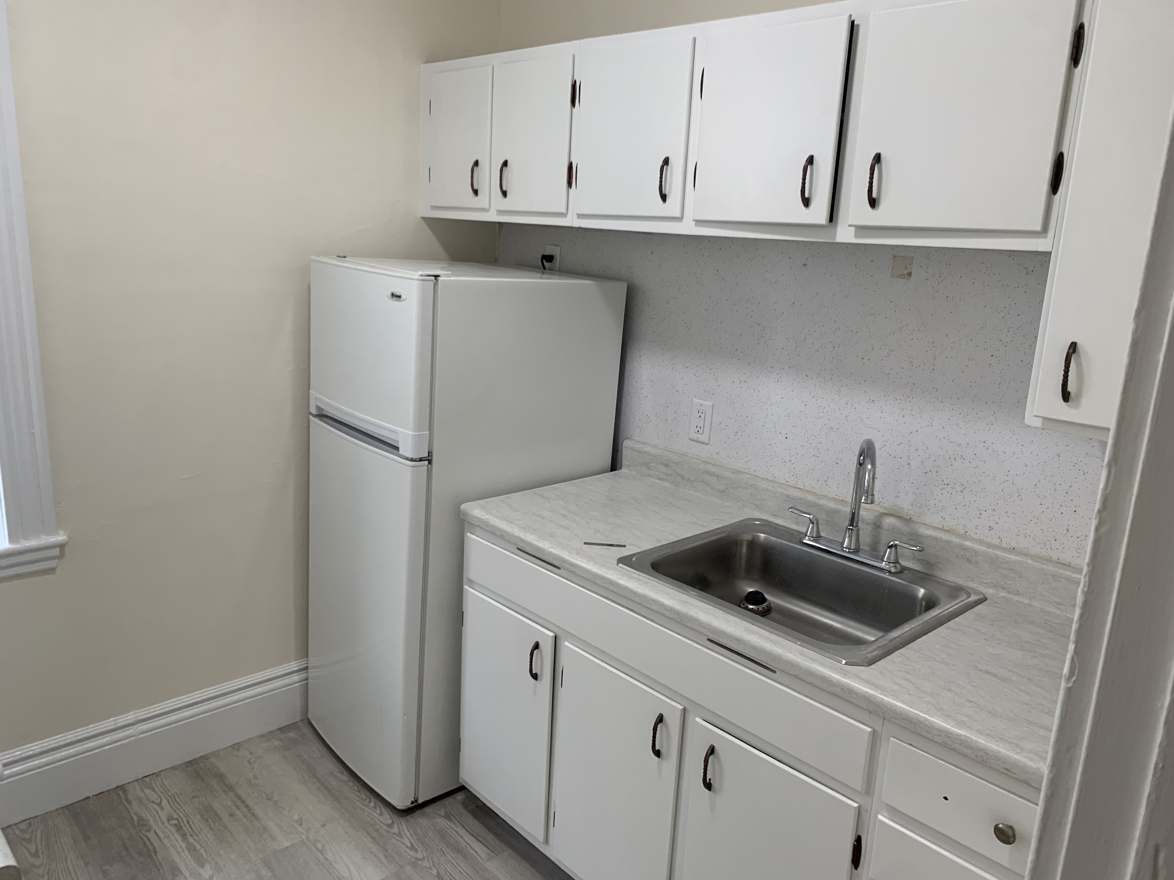1 bed, 1 bath apartment for rent at 29 Park Dr Unit 8, Fenway — photo 7 of 14