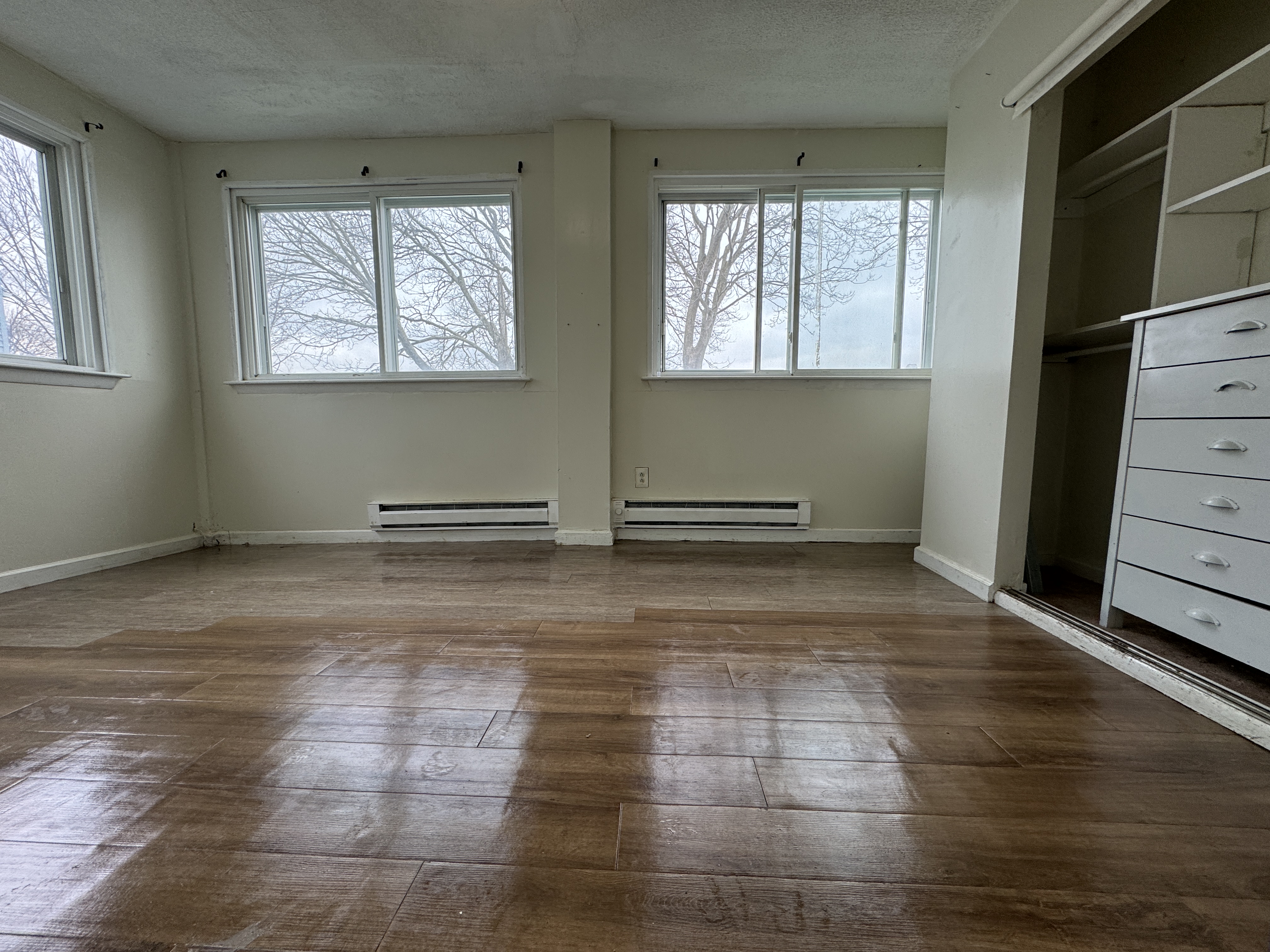 2 bed, 1 bath apartment for rent at 92 Crest Ave Unit 1, Revere — photo 4 of 8