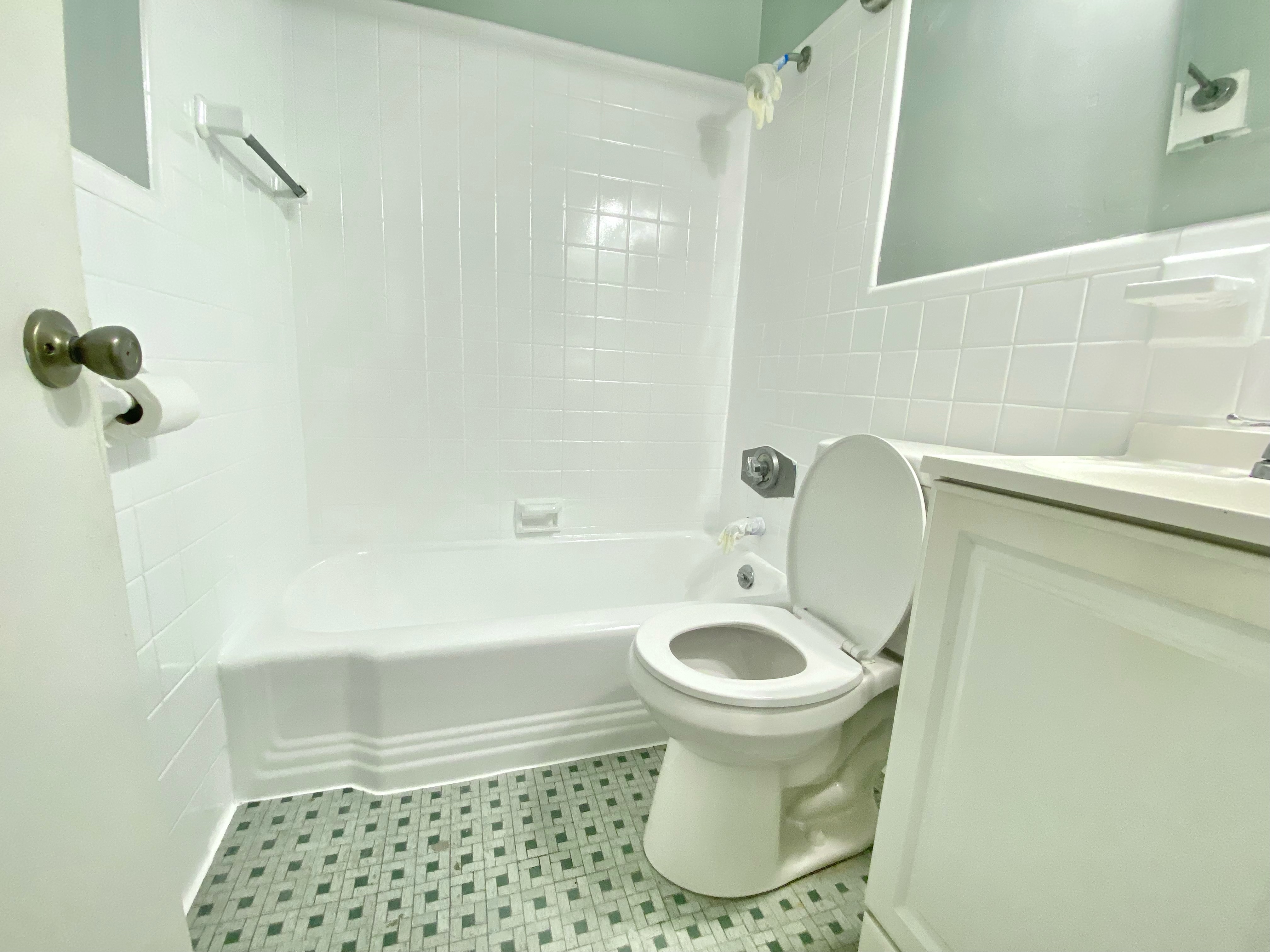 1 bed, 1 bath apartment for rent at 465 Park Dr Unit 14, Fenway — photo 15 of 16