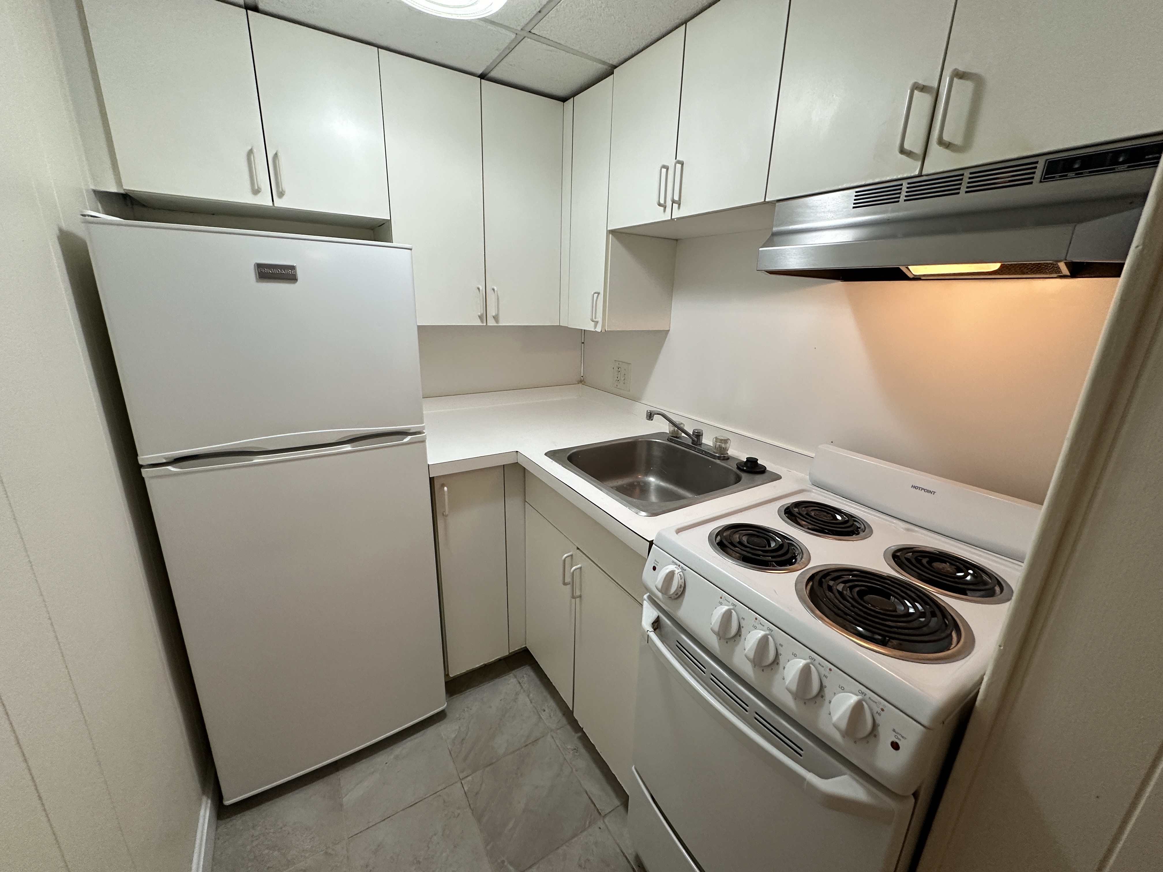 Studio bed, 1 bath apartment for rent at 62 Boylston St Unit M3-CF, Back Bay — photo 5 of 6