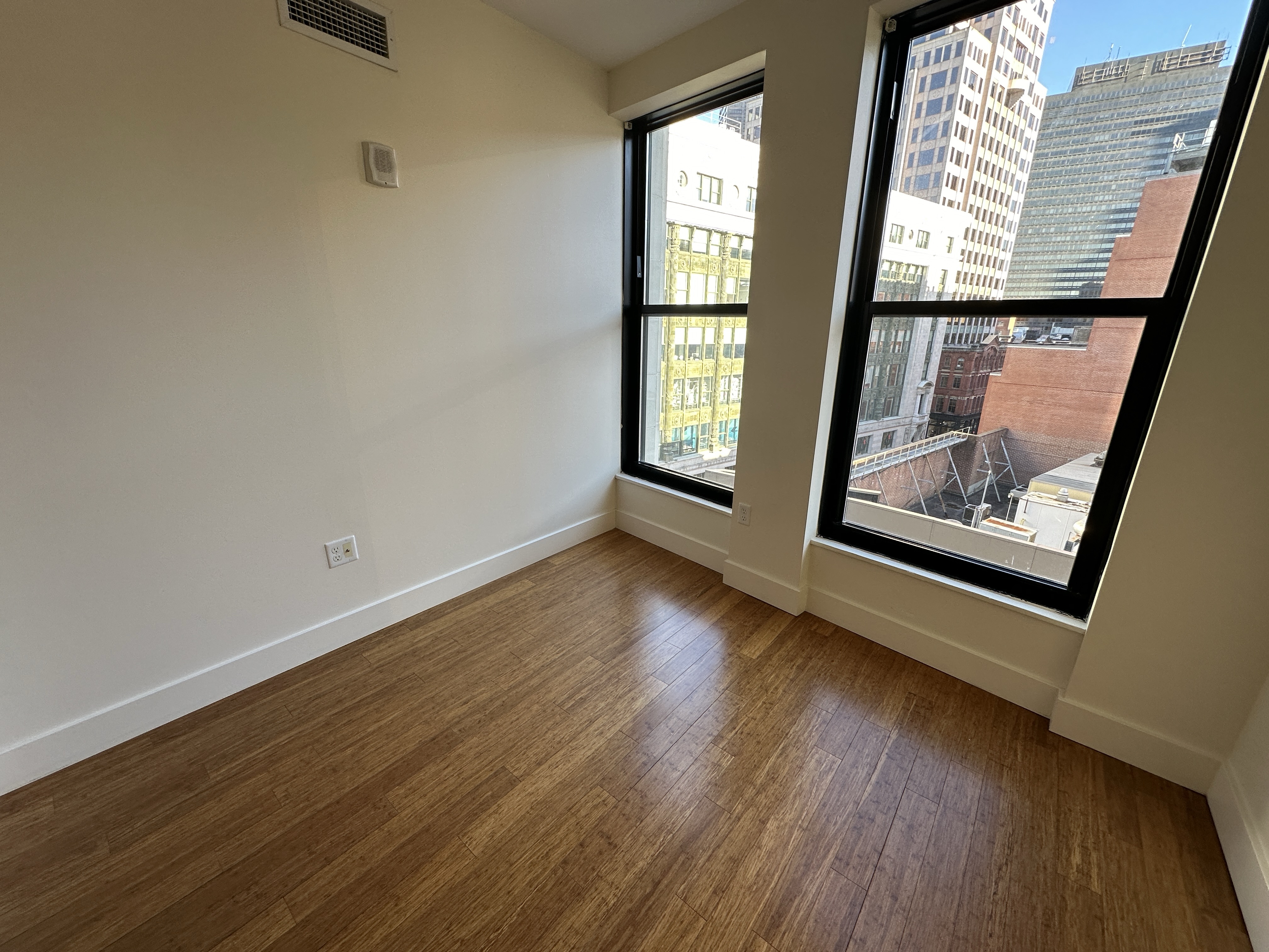 8 Winter St, Downtown