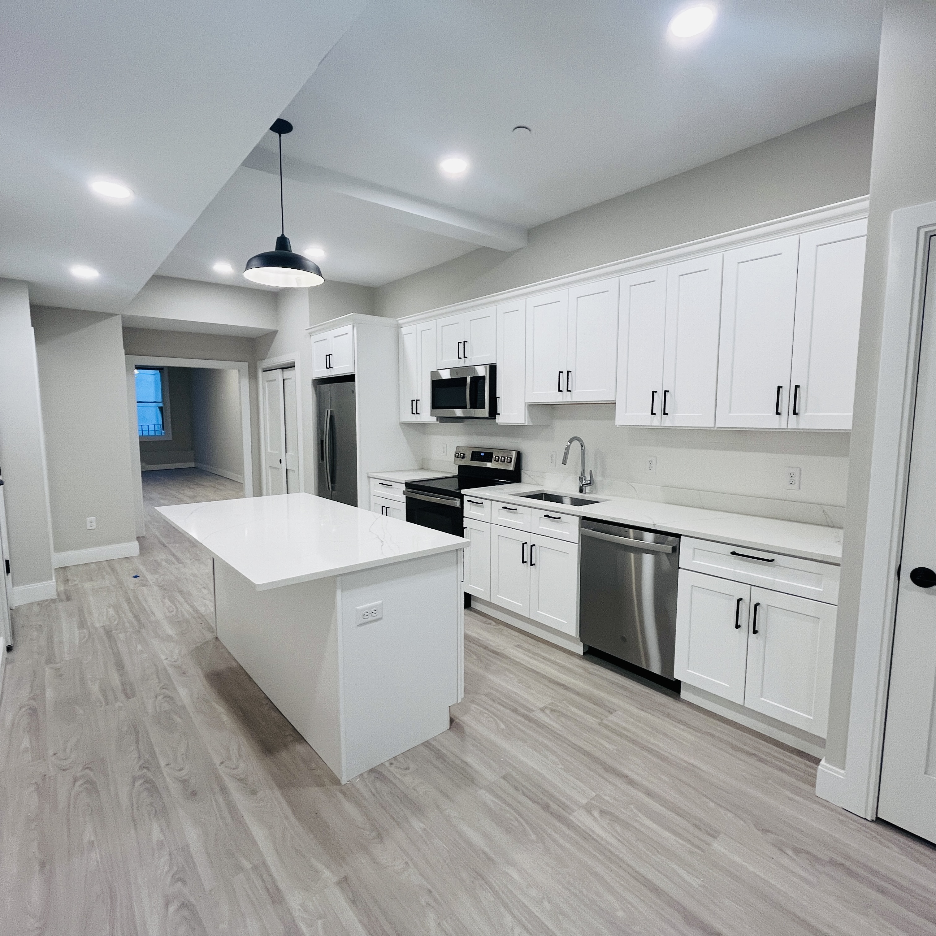 5 bed, 3 bath apartment for rent at 220 Tremont St Unit 2, Theatre District