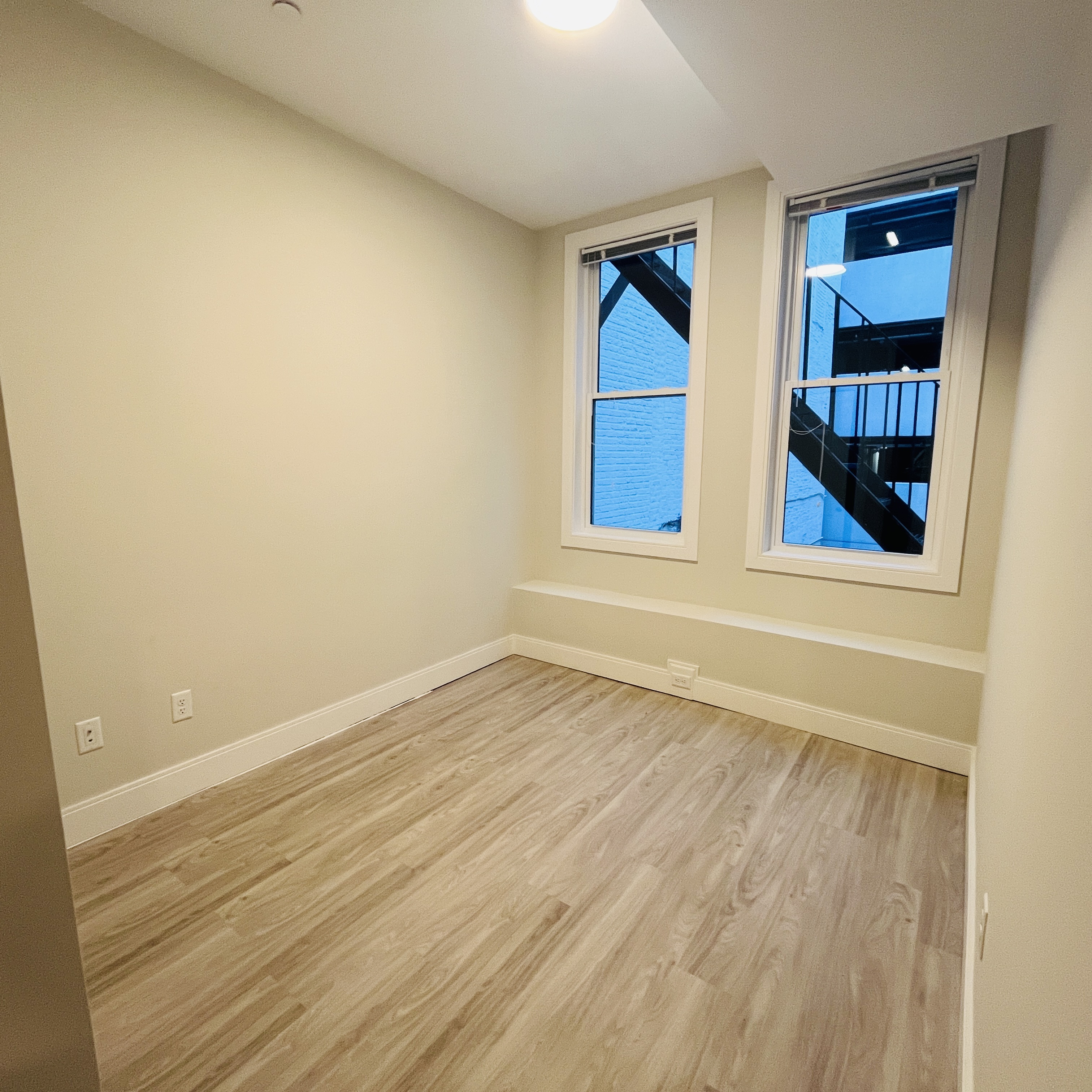 5 bed, 3 bath apartment for rent at 220 Tremont St Unit 2, Theatre District — photo 12 of 14