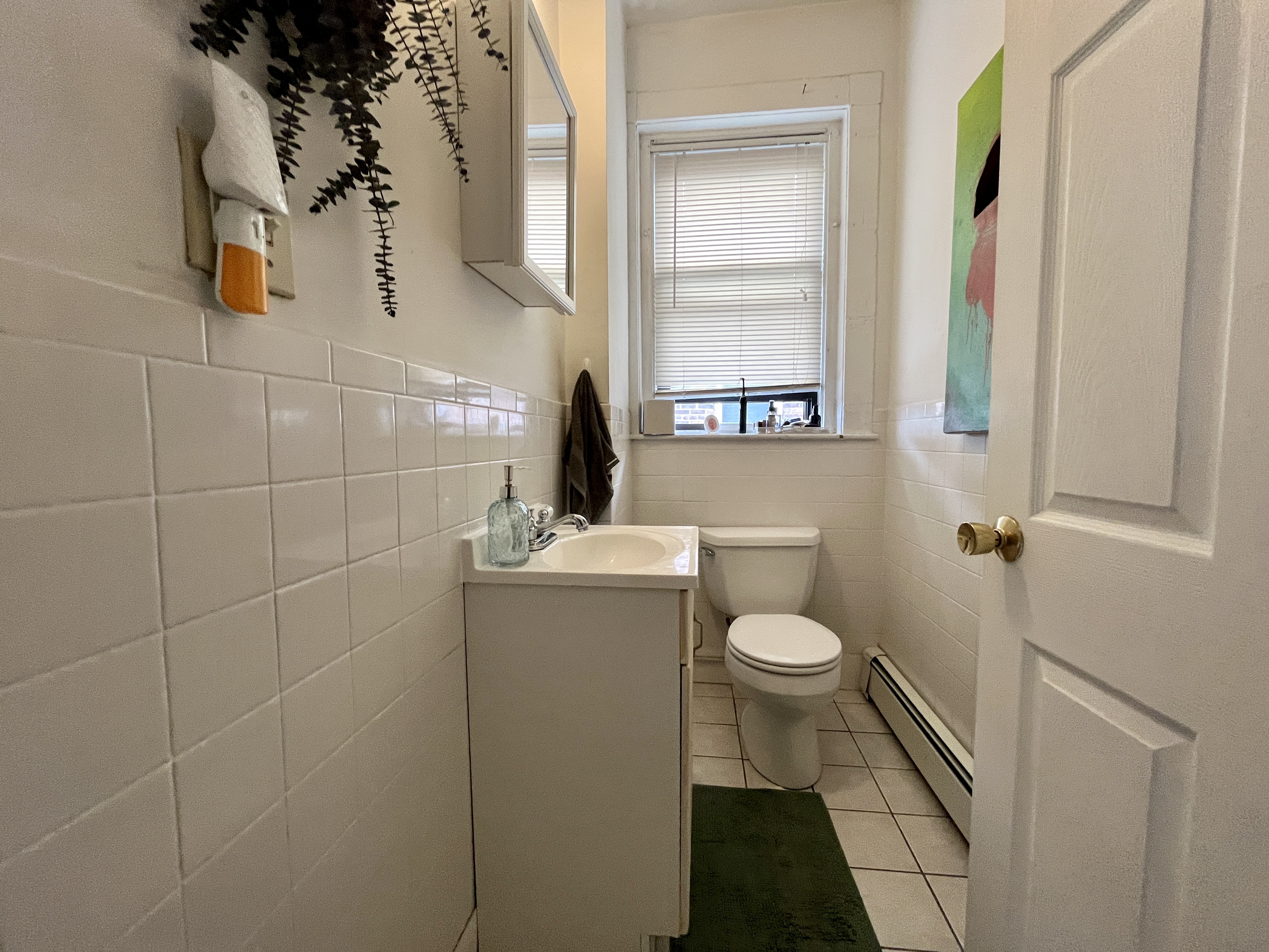 4 bed, 1.5 bath apartment for rent at 8 Royce Rd Unit 5, Allston — photo 9 of 12