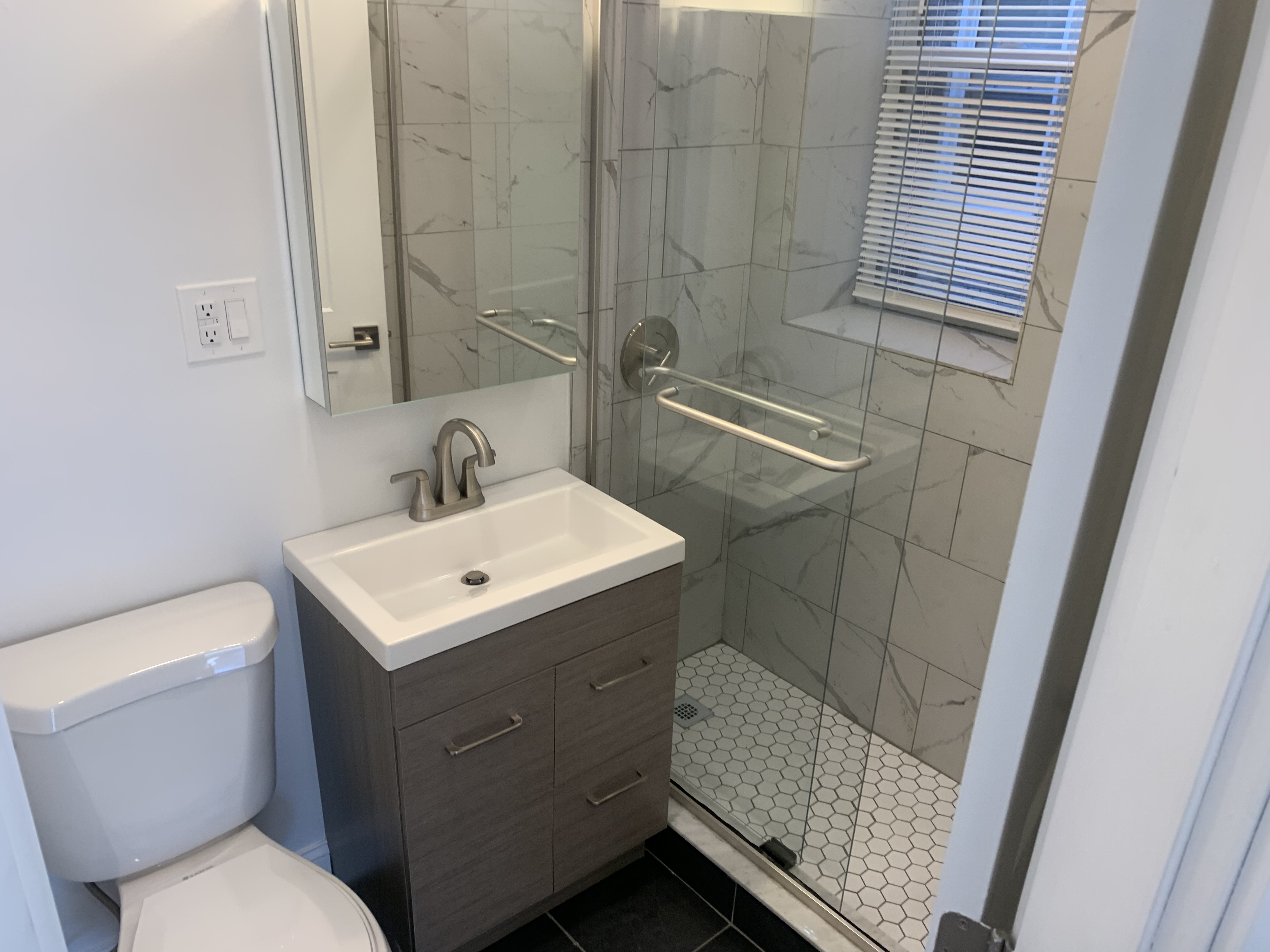 2 bed, 1 bath apartment for rent at 24 Queensberry St Unit 7, Fenway — photo 6 of 11