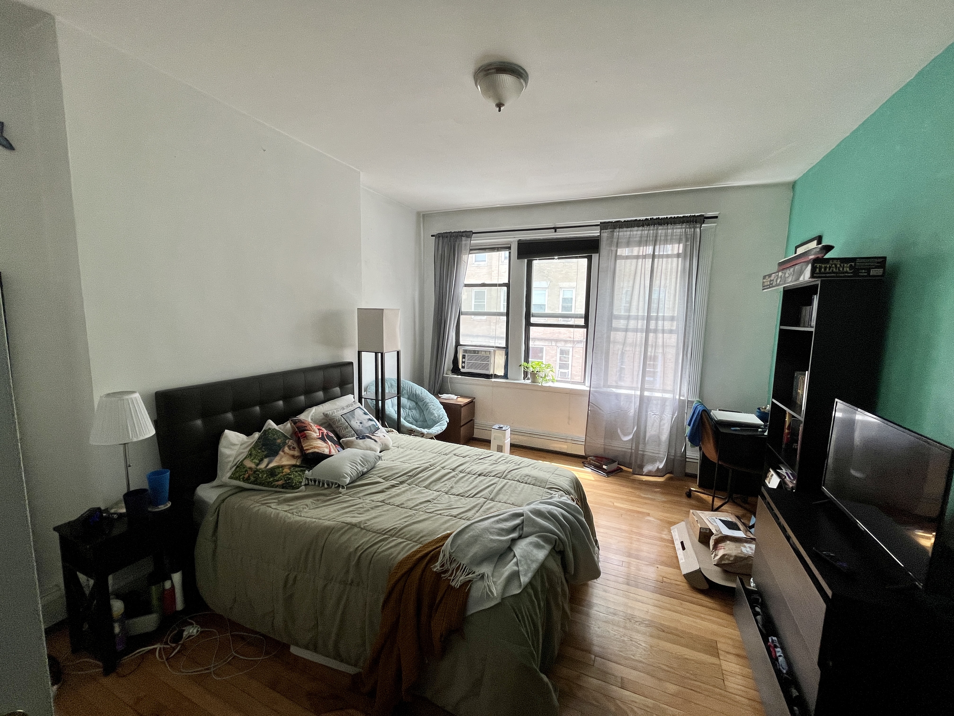 4 bed, 1.5 bath apartment for rent at 8 Royce Rd Unit 5, Allston — photo 4 of 12