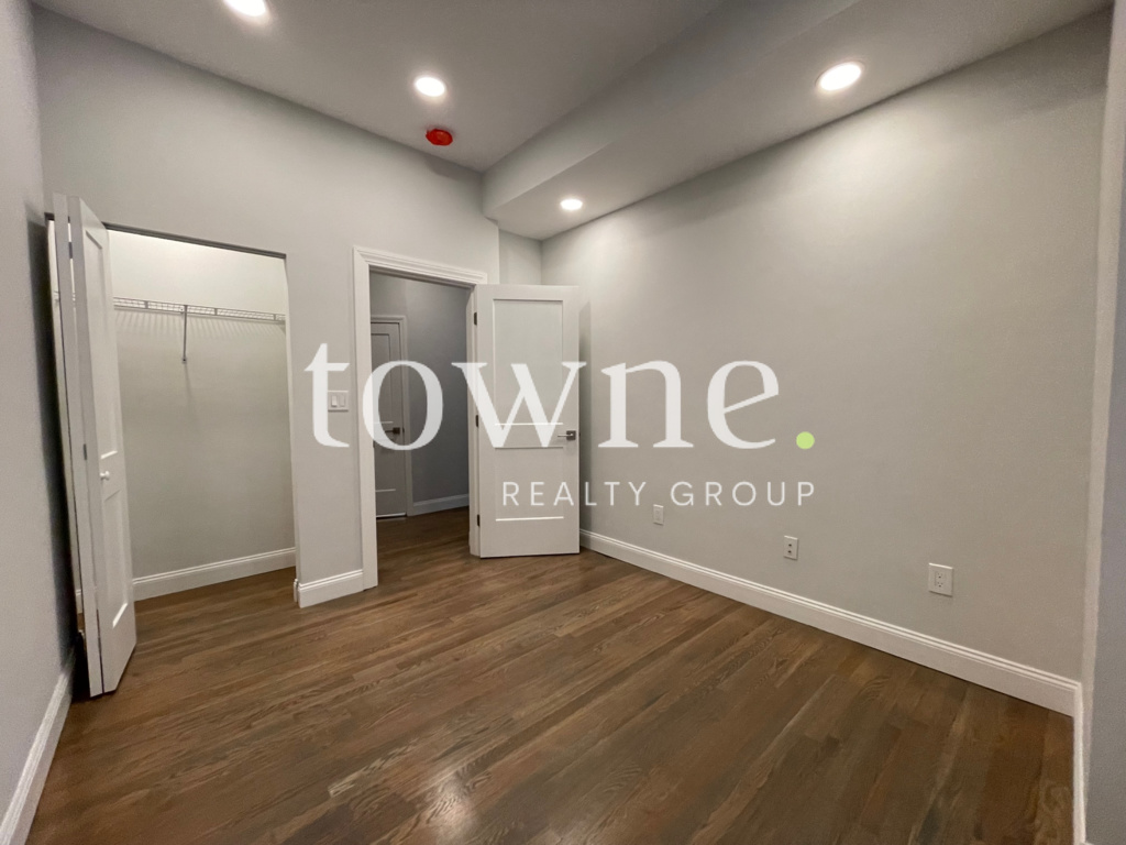 2 bed, 1 bath apartment for rent at 19 Queensberry St Unit 5, Fenway — photo 12 of 15