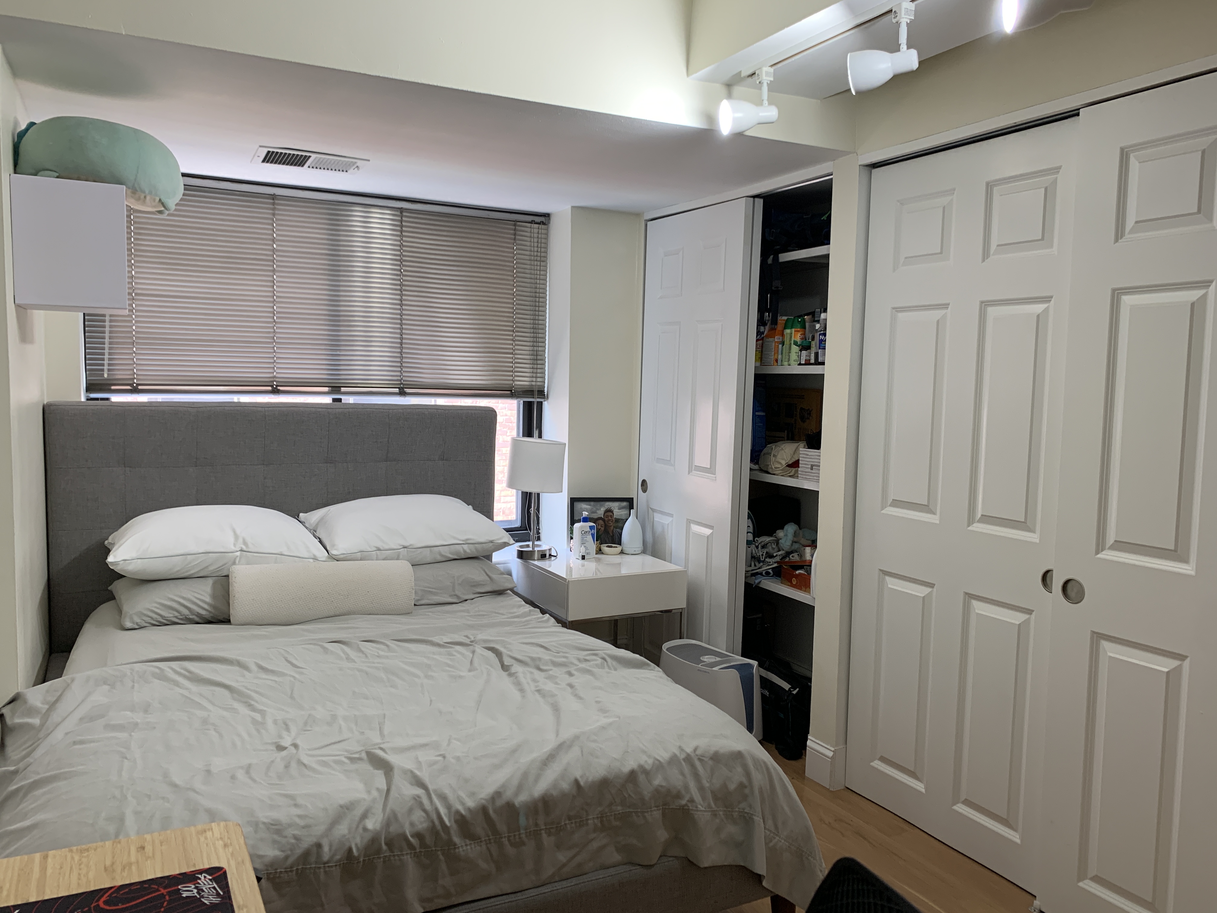 1 bed, 1 bath apartment for rent at 1243 Beacon St Unit 3E, Longwood — photo 6 of 9
