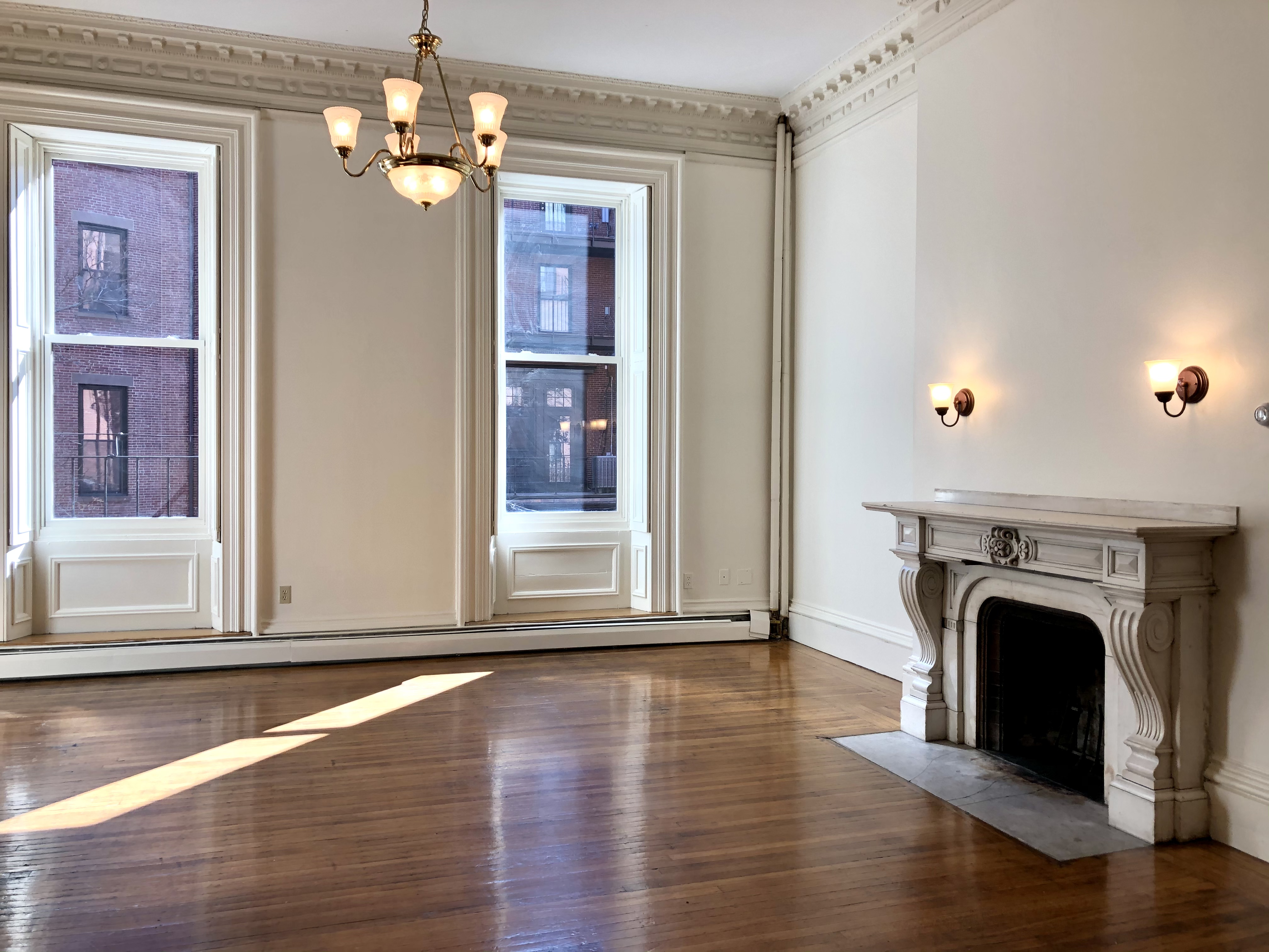 Studio bed, 1 bath apartment for rent at 115 Beacon St Unit 6A, Back Bay — photo 1 of 12