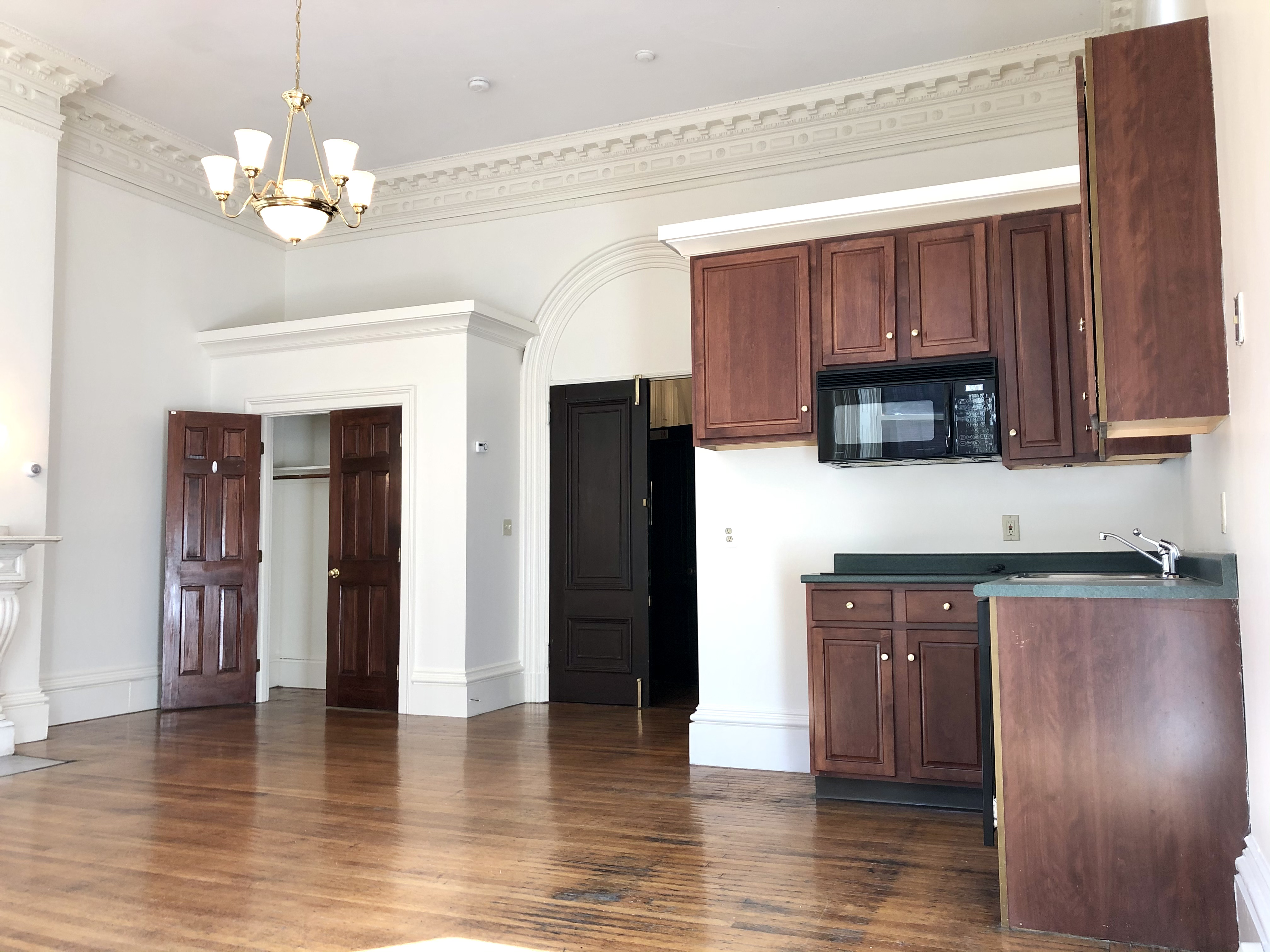 Studio bed, 1 bath apartment for rent at 115 Beacon St Unit 6A, Back Bay — photo 7 of 12
