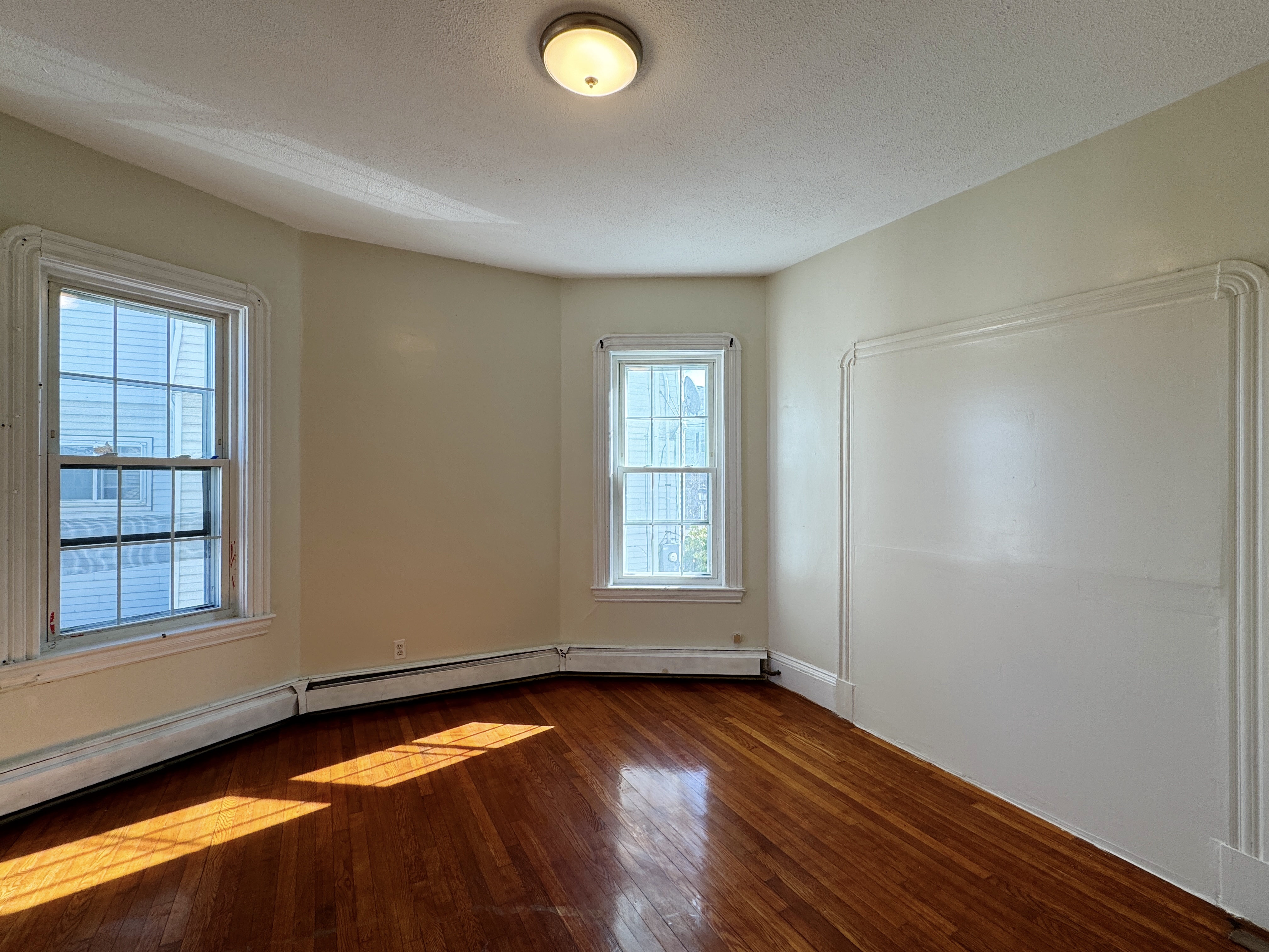 2 bed, 1 bath apartment for rent at 92 Crest Ave Unit 1, Revere — photo 5 of 8