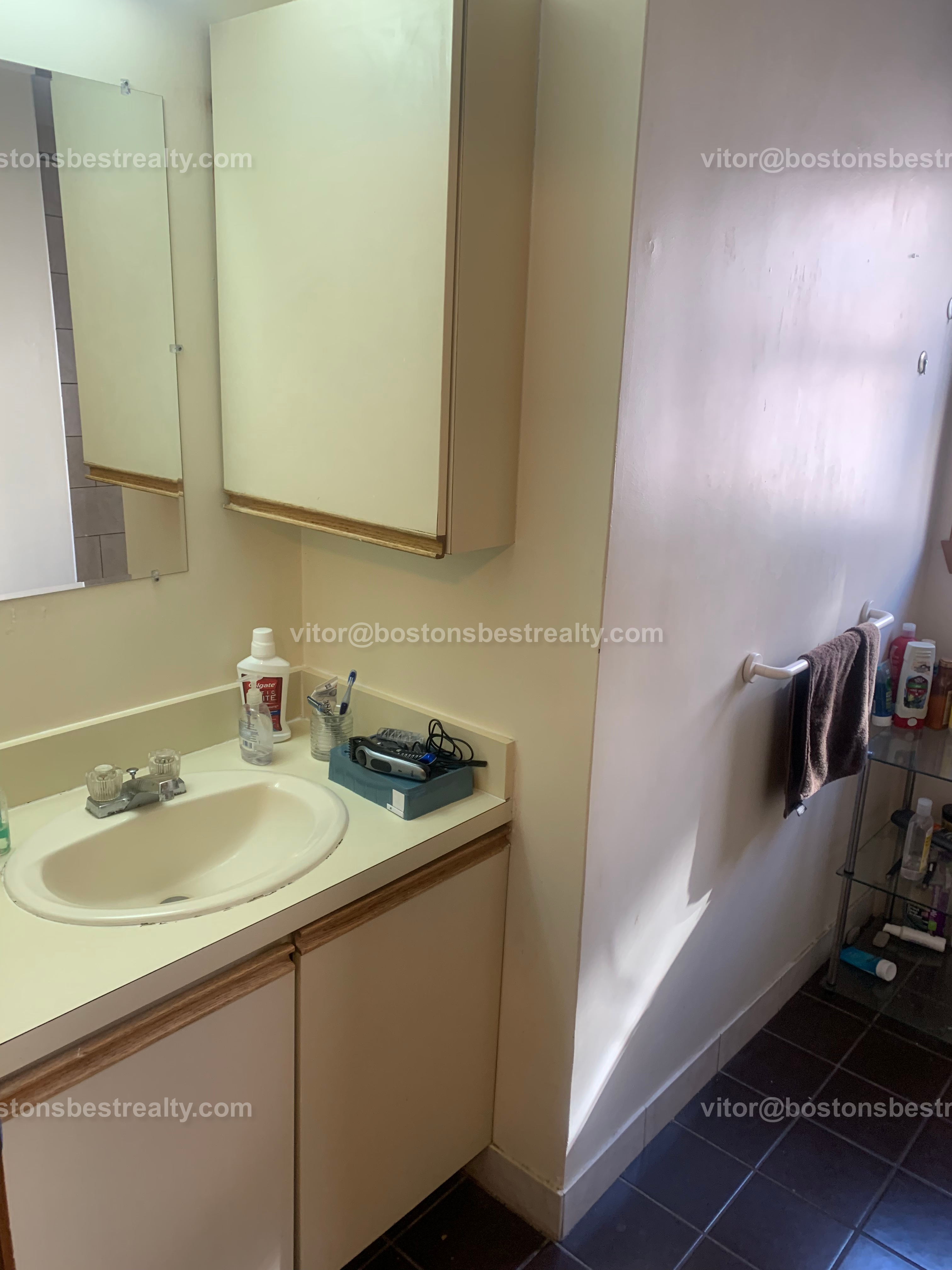 3 bed, 1.5 bath apartment for rent at 41 Ashford St Unit 3A, Allston — photo 15 of 32