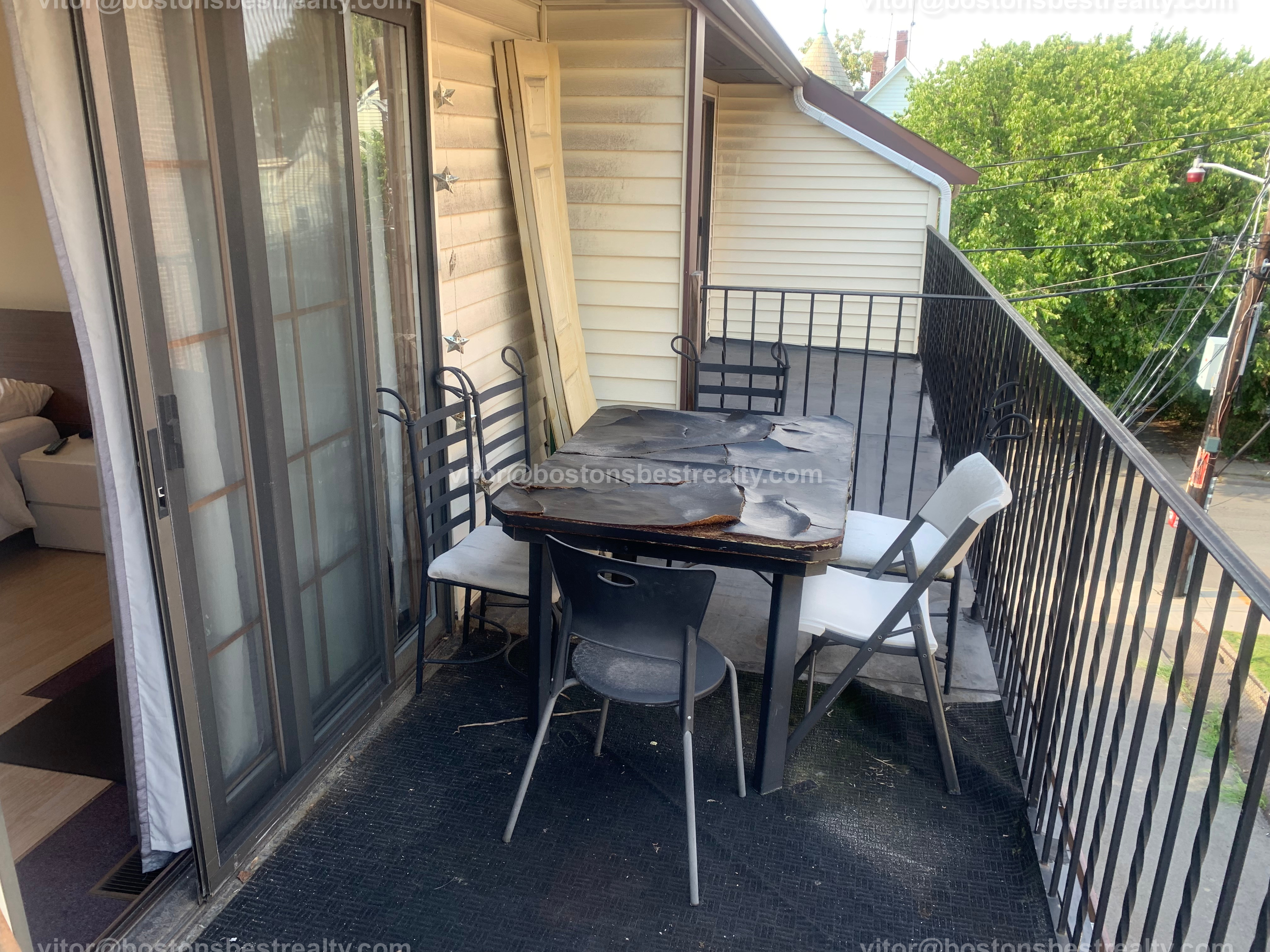 3 bed, 1.5 bath apartment for rent at 41 Ashford St Unit 3A, Allston — photo 19 of 32