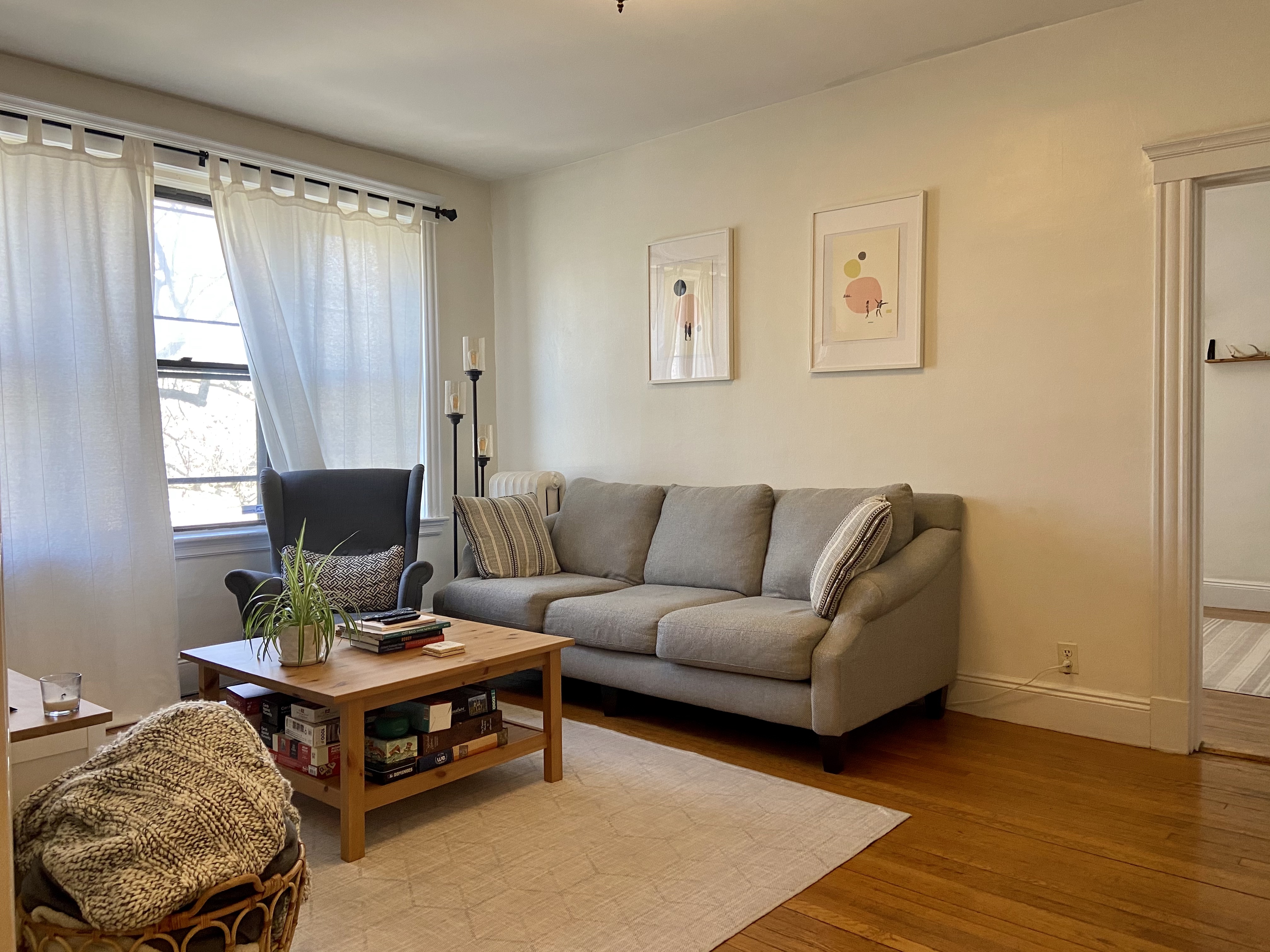 2 bed, 1 bath apartment for rent at 60 Jamaicaway Unit 1, Jamaica Plain — photo 1 of 10
