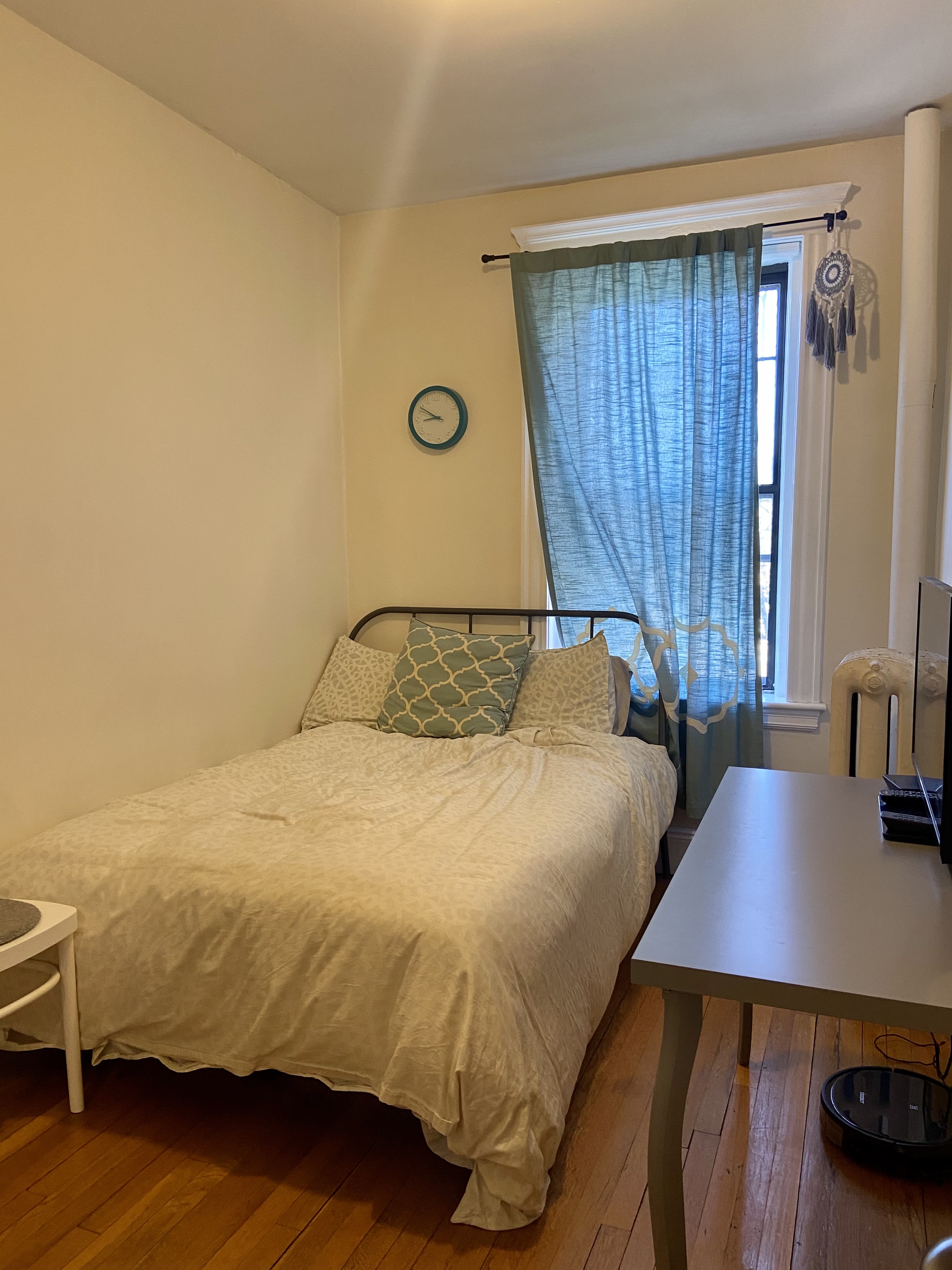 2 bed, 1 bath apartment for rent at 60 Jamaicaway Unit 1, Jamaica Plain — photo 6 of 10