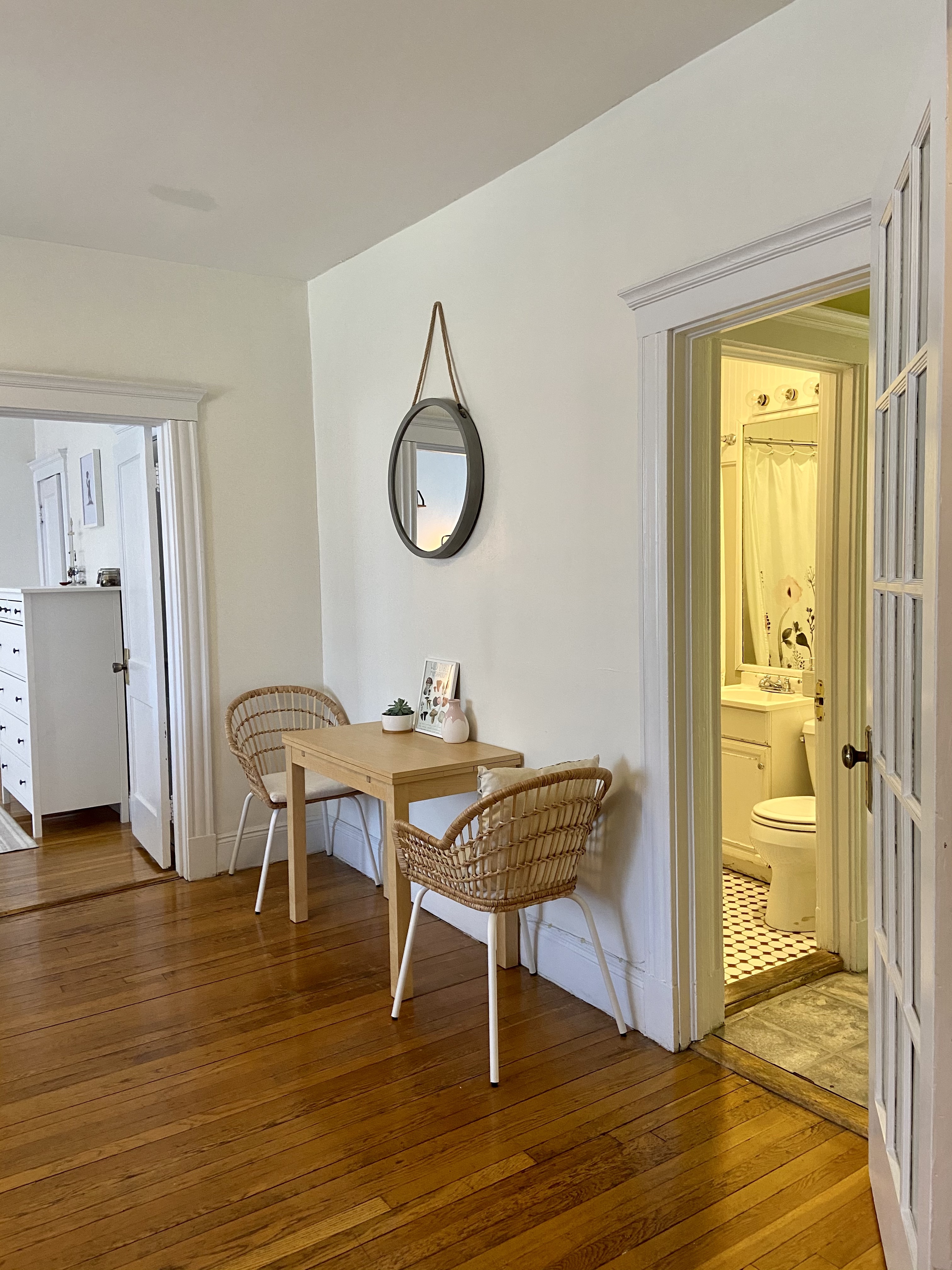 2 bed, 1 bath apartment for rent at 60 Jamaicaway Unit 1, Jamaica Plain — photo 3 of 10